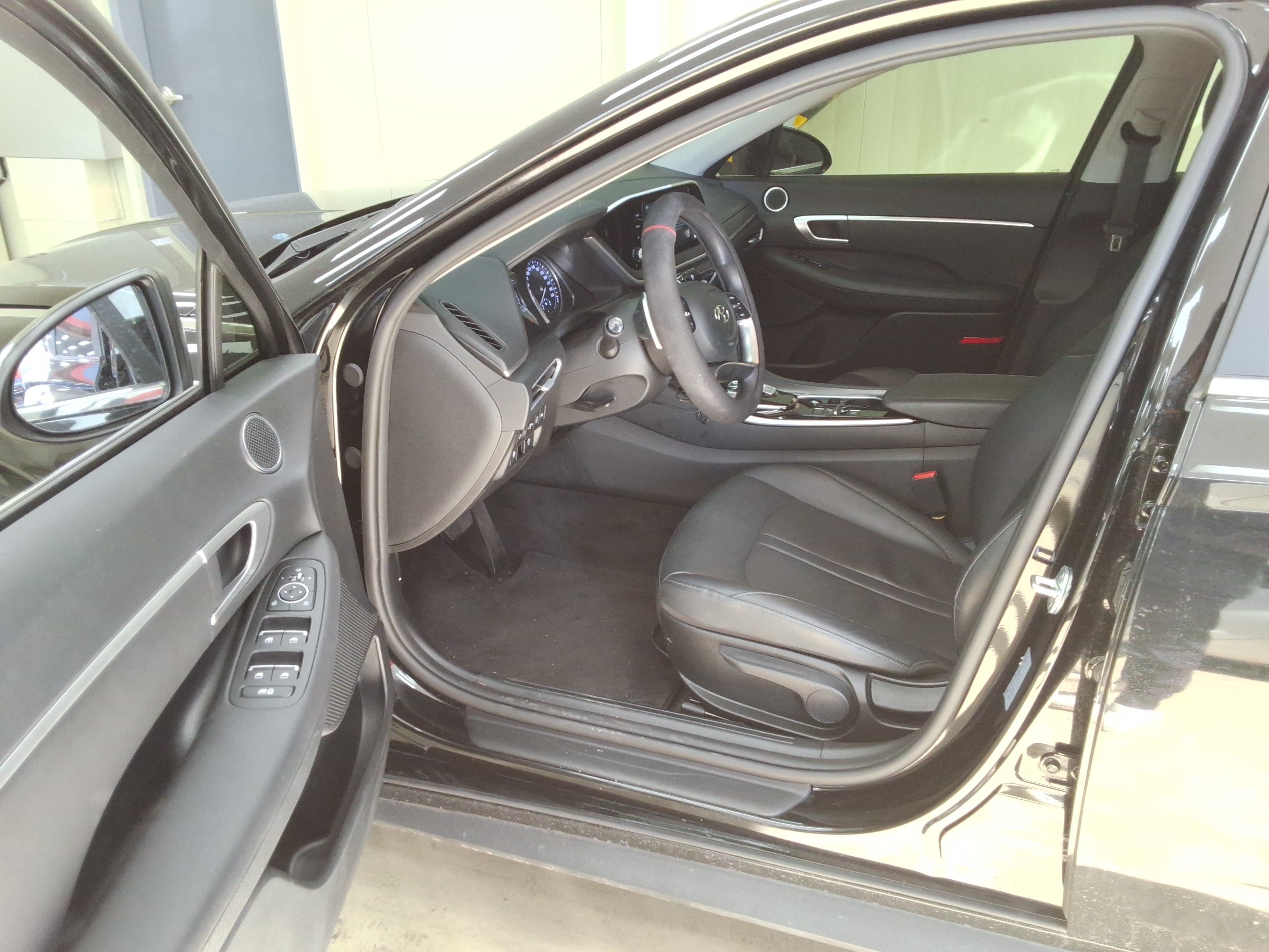 صورة إضافية