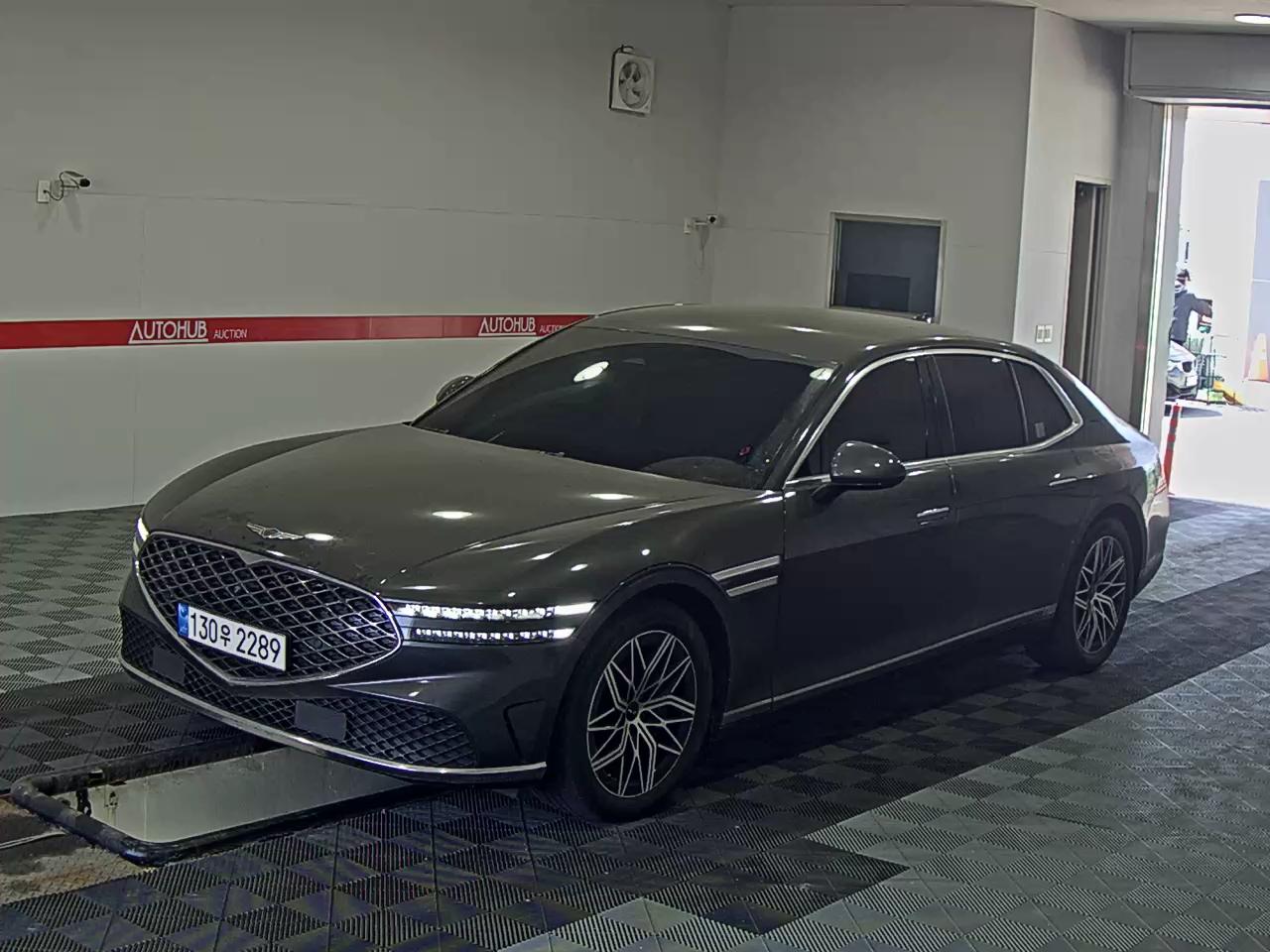 جينسس - G90 (2022)
