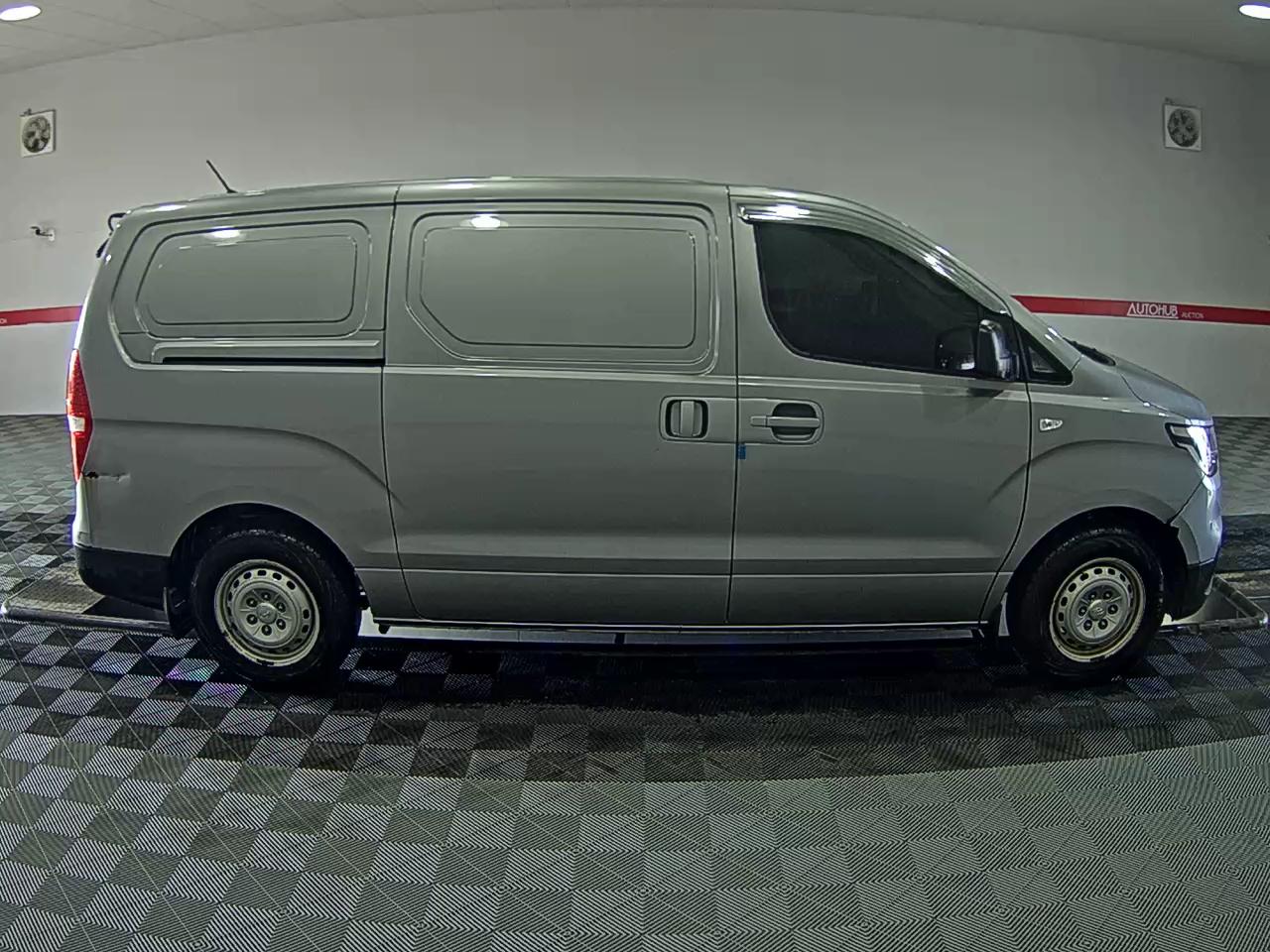 هيونداي - H1 (2020)