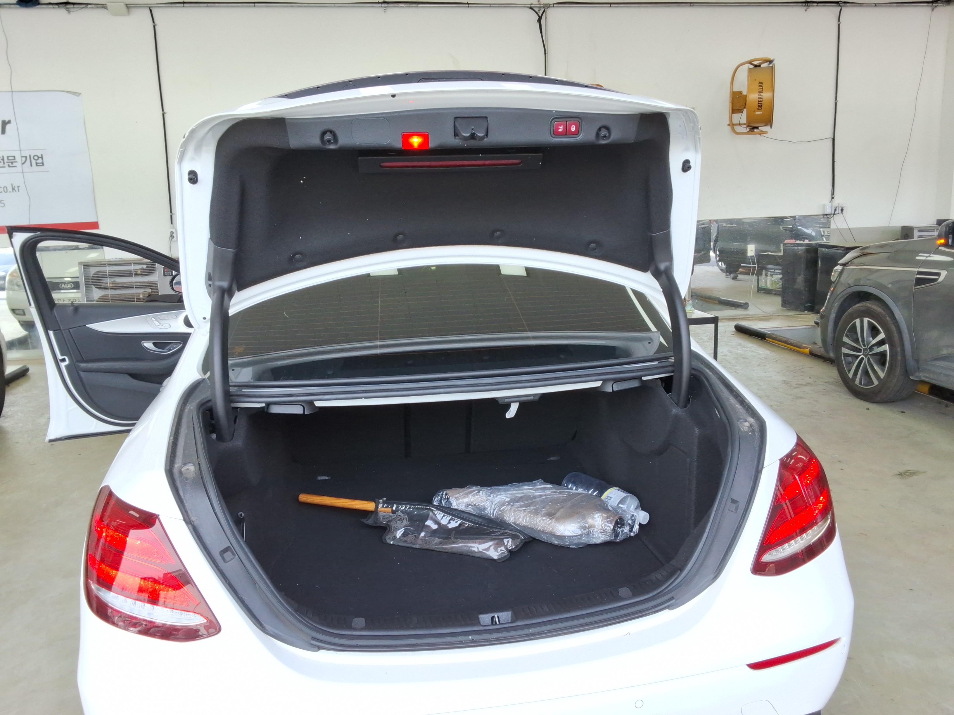 مرسيدس - E-CLASS - Image 16