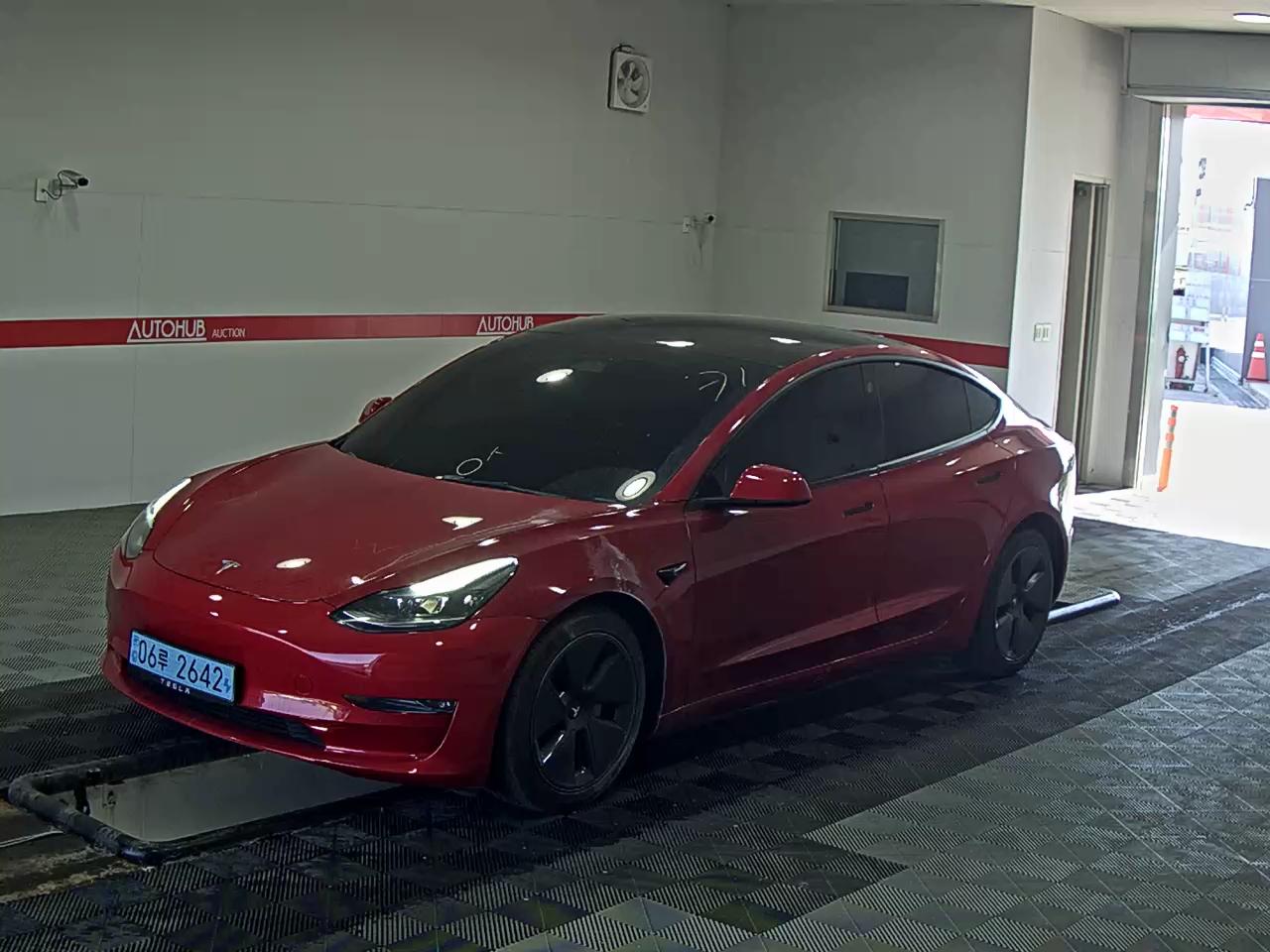 تسلا - MODEL 3 (2022)