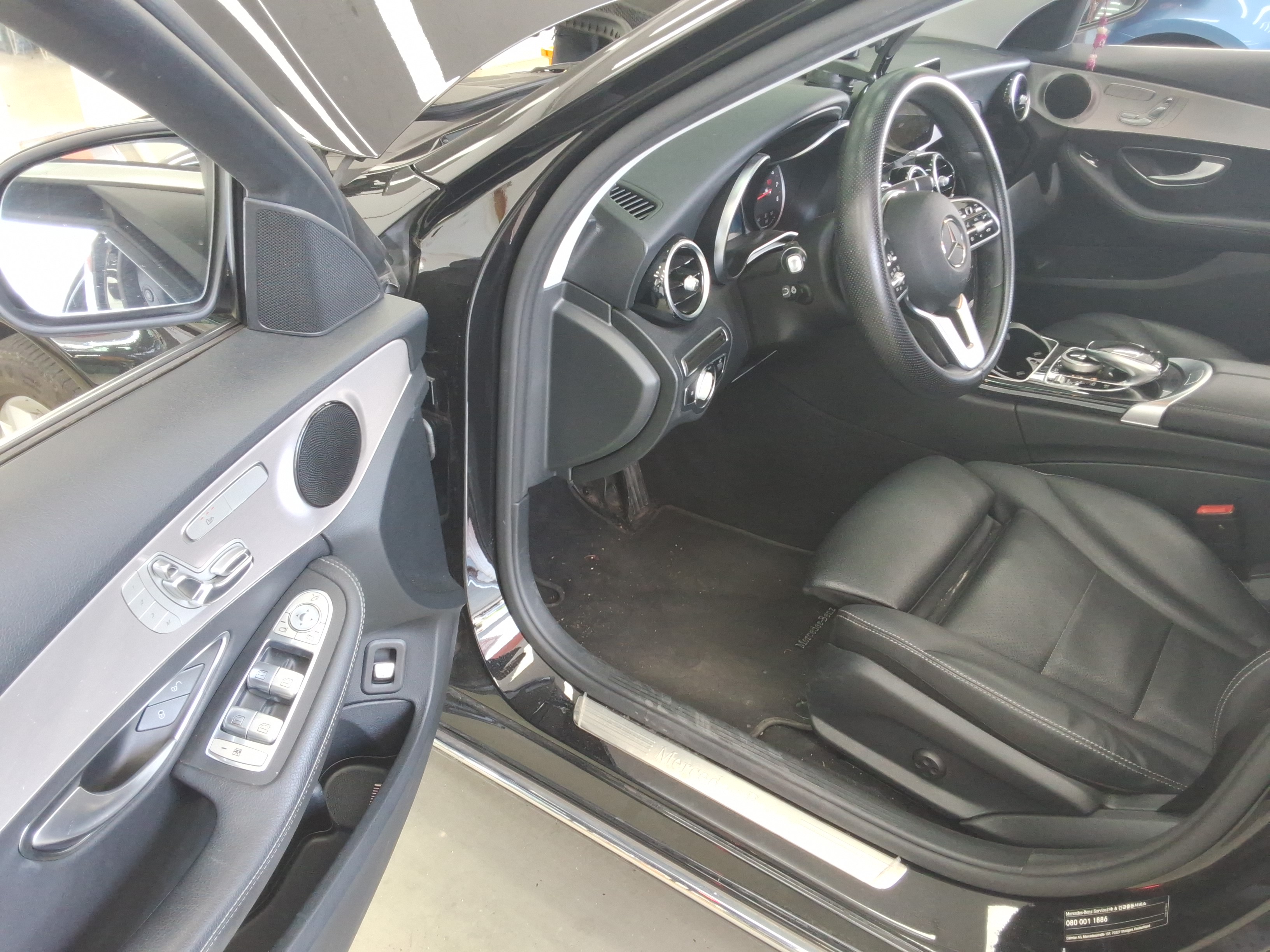 مرسيدس - C-CLASS - Image 11