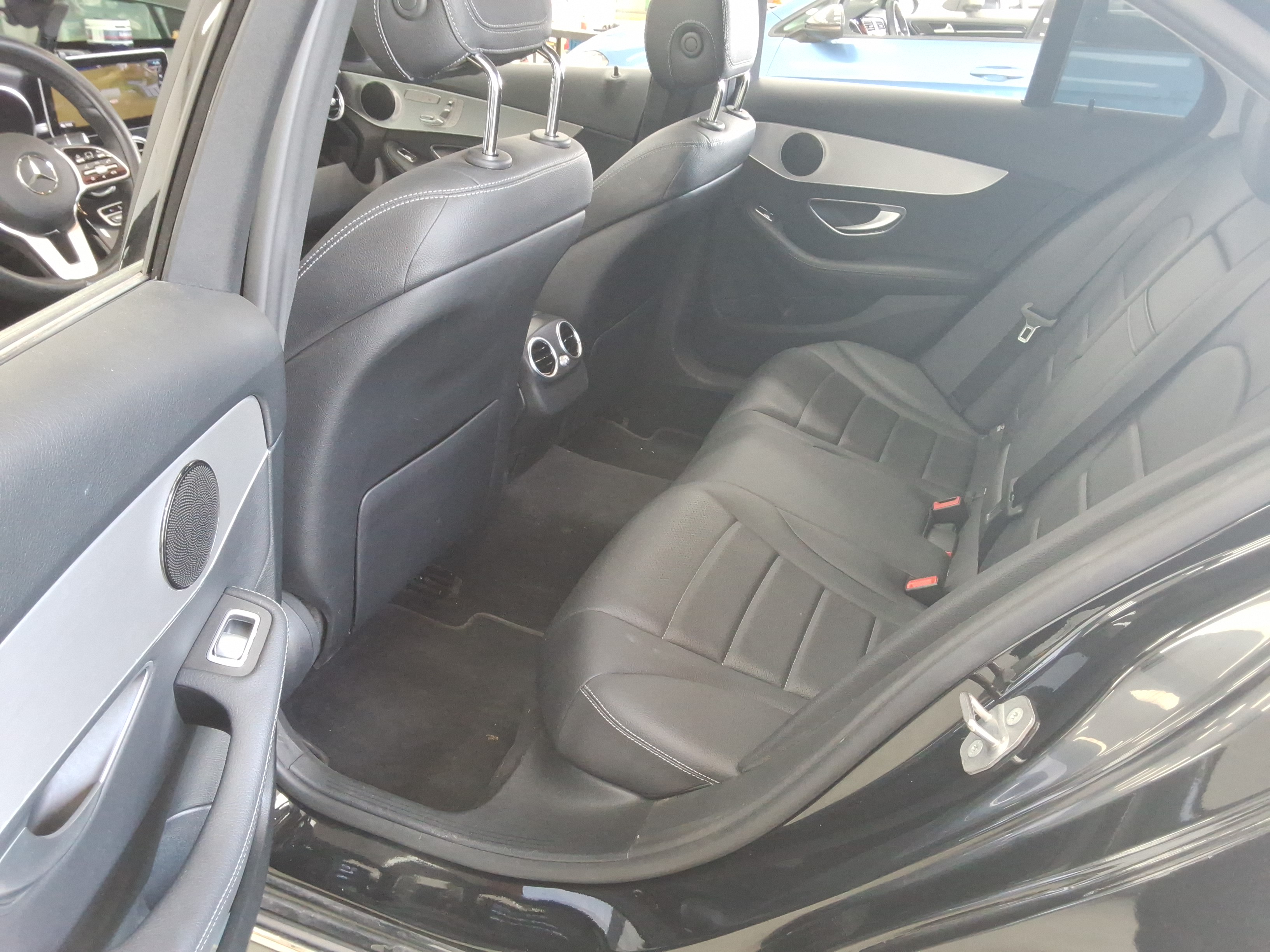 مرسيدس - C-CLASS - Image 13