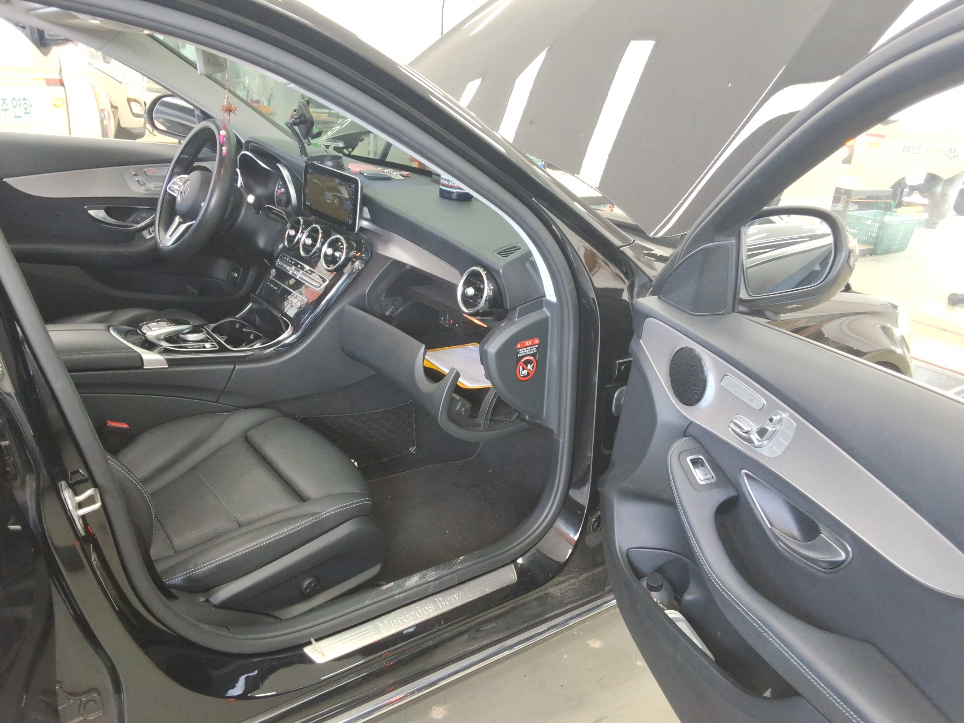 مرسيدس - C-CLASS - Image 15