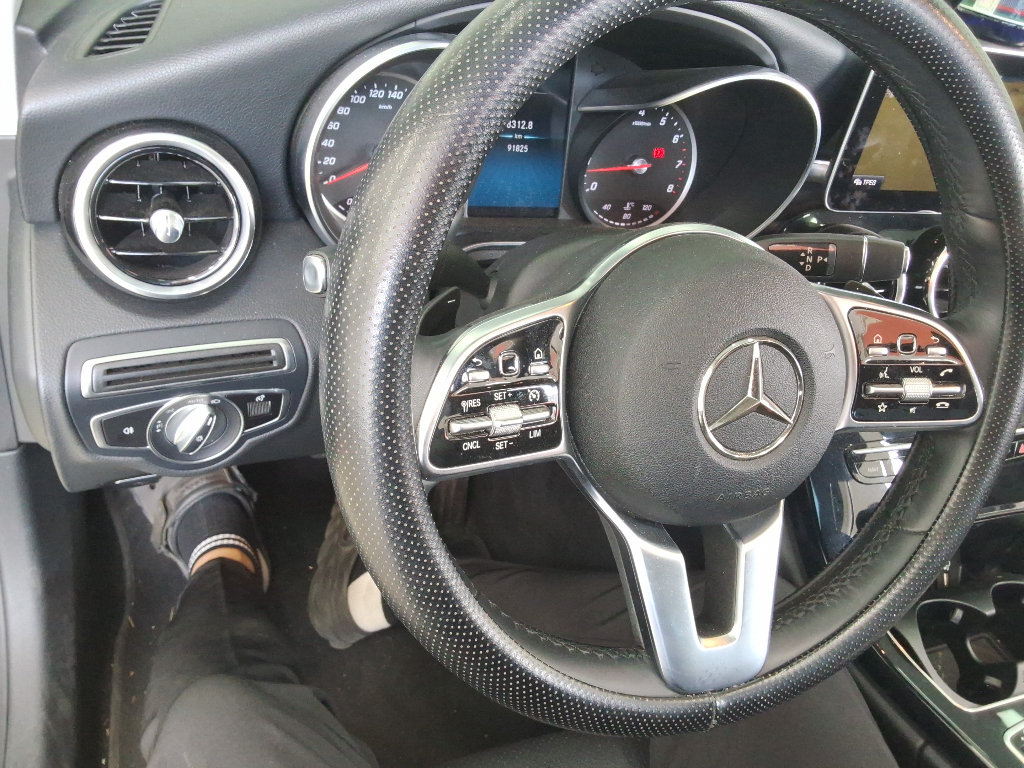 مرسيدس - C-CLASS - Image 18