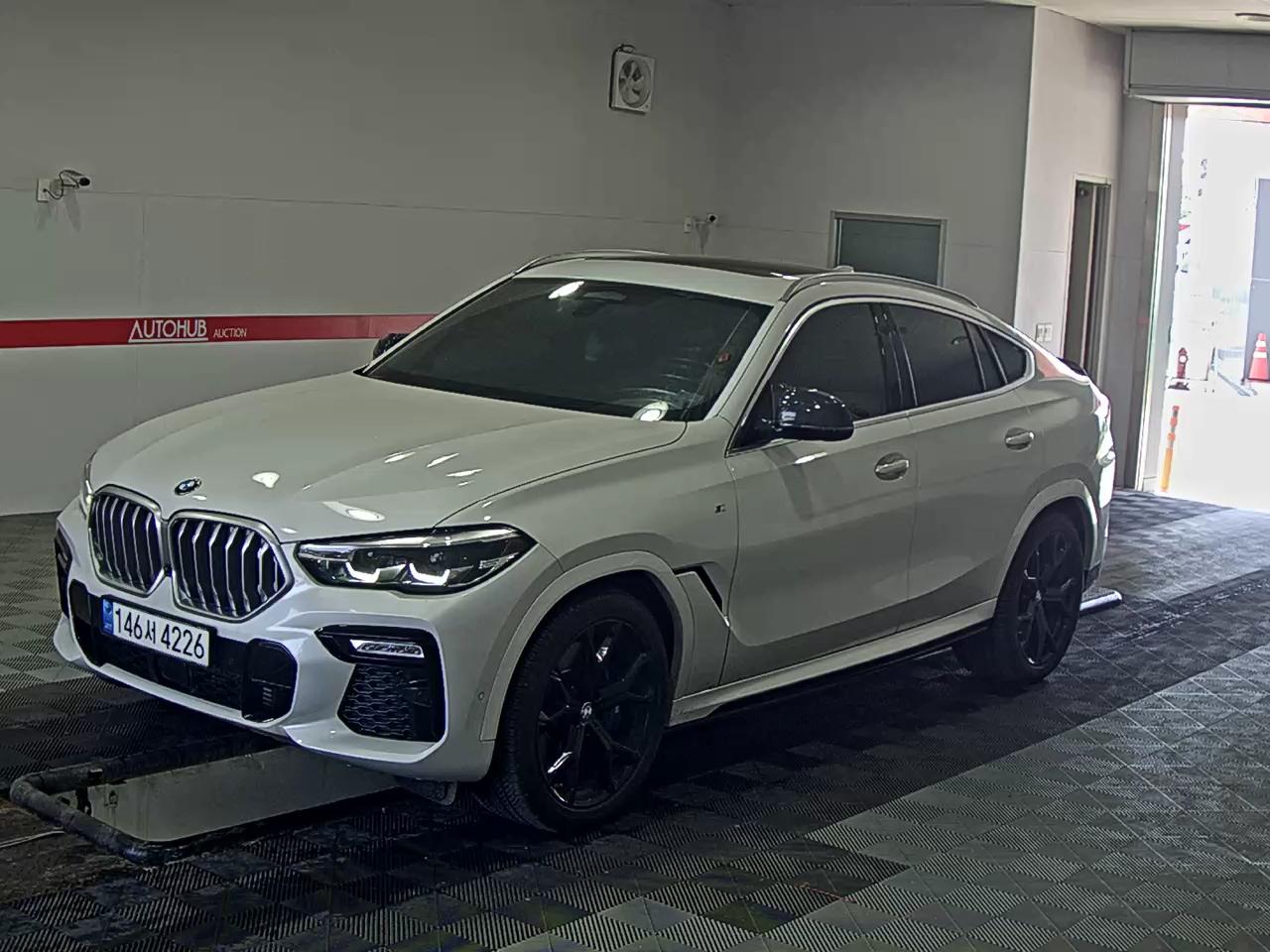 بي إم دبليو - X6 (2020)