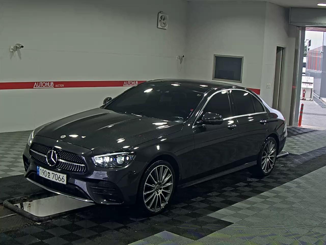 مرسيدس - E-CLASS (2022)