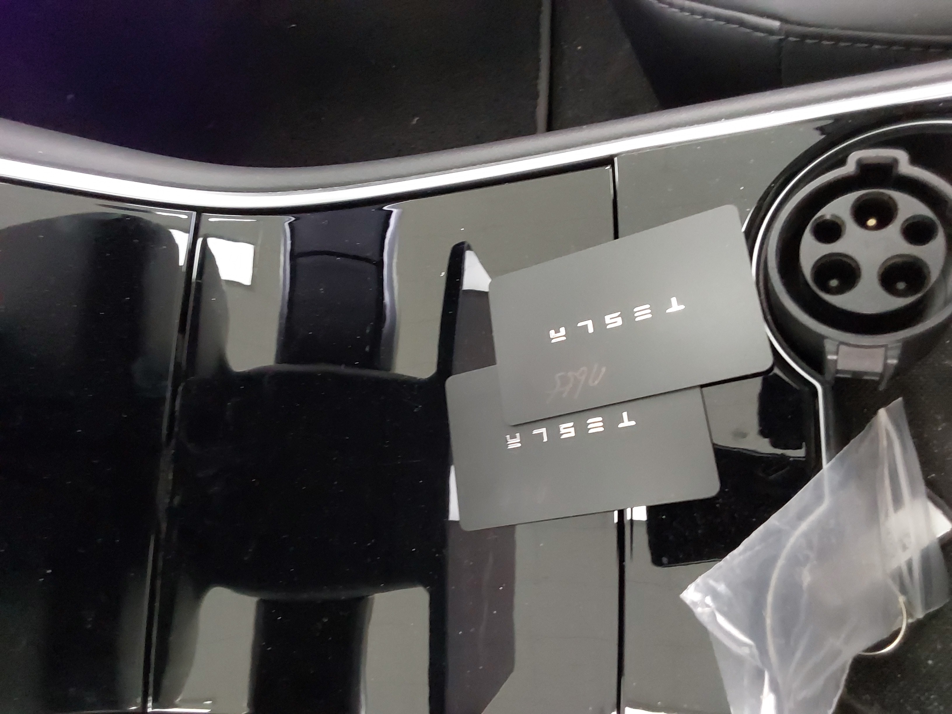 تسلا MODEL 3