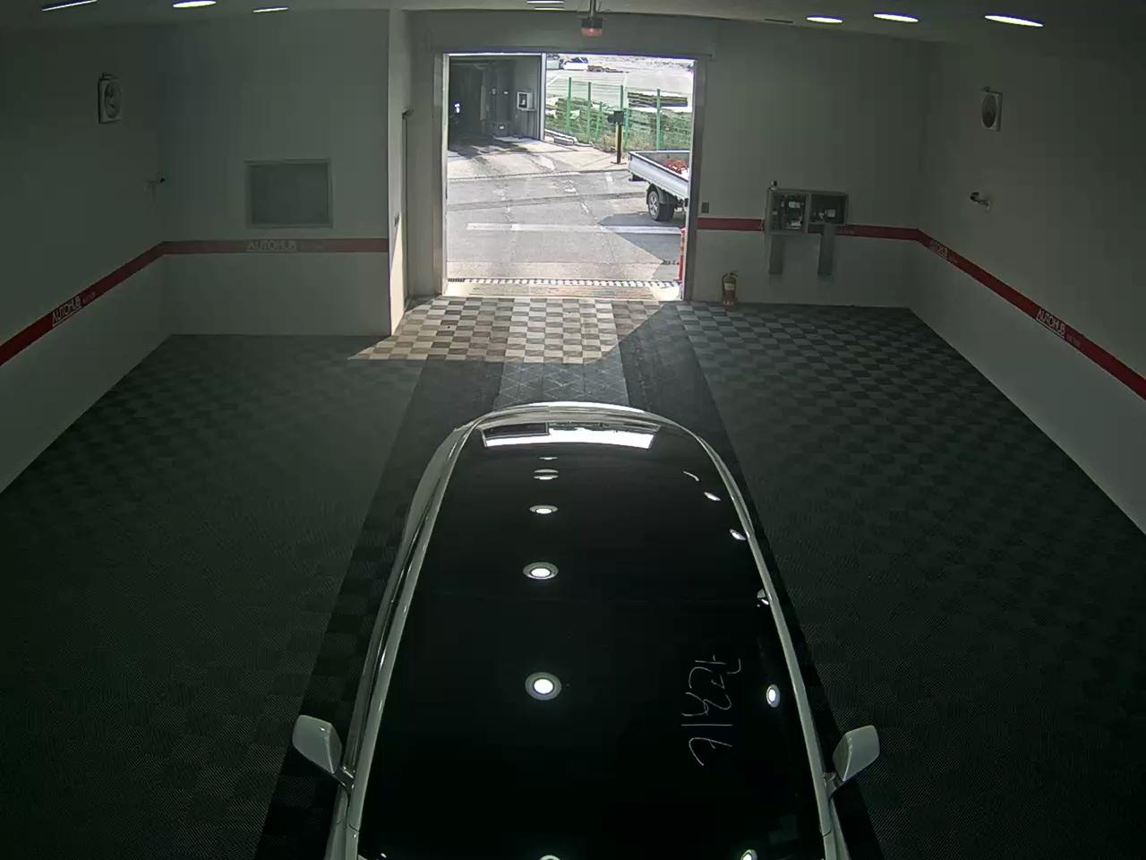 تسلا MODEL 3
