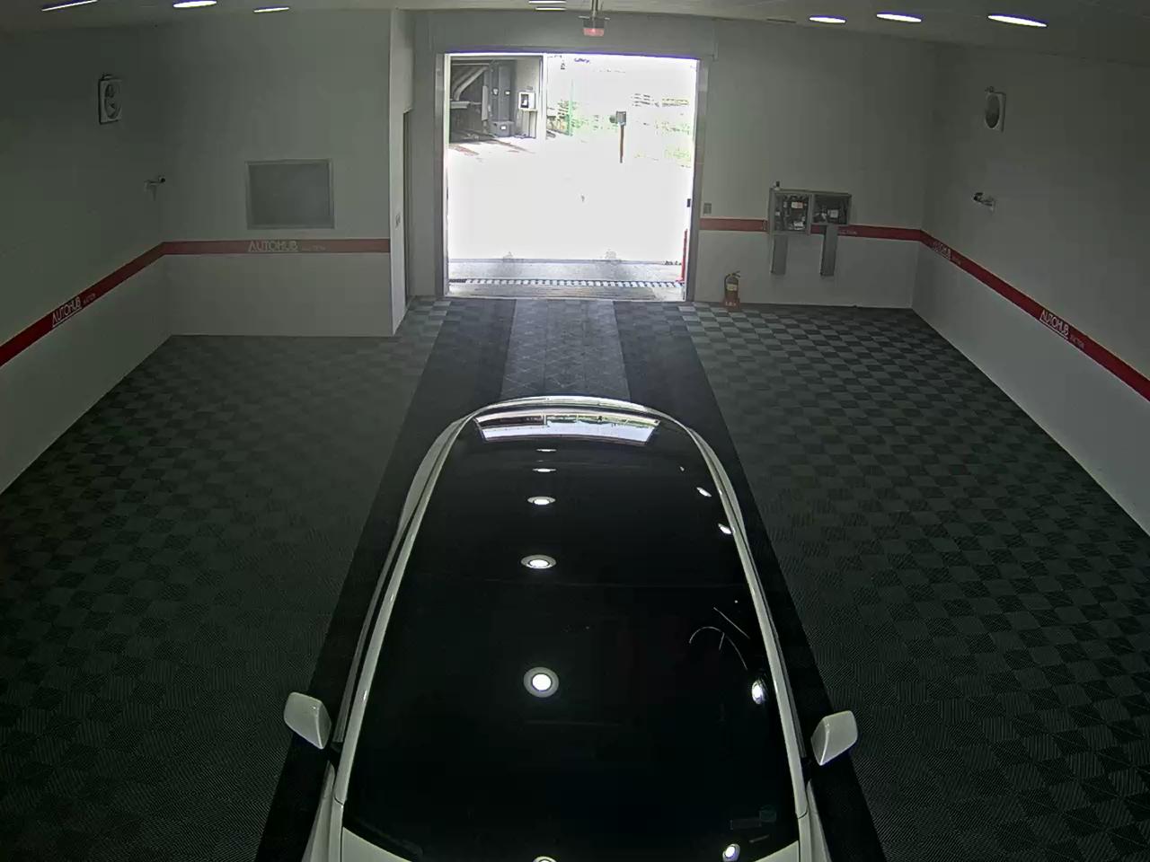 تسلا MODEL 3