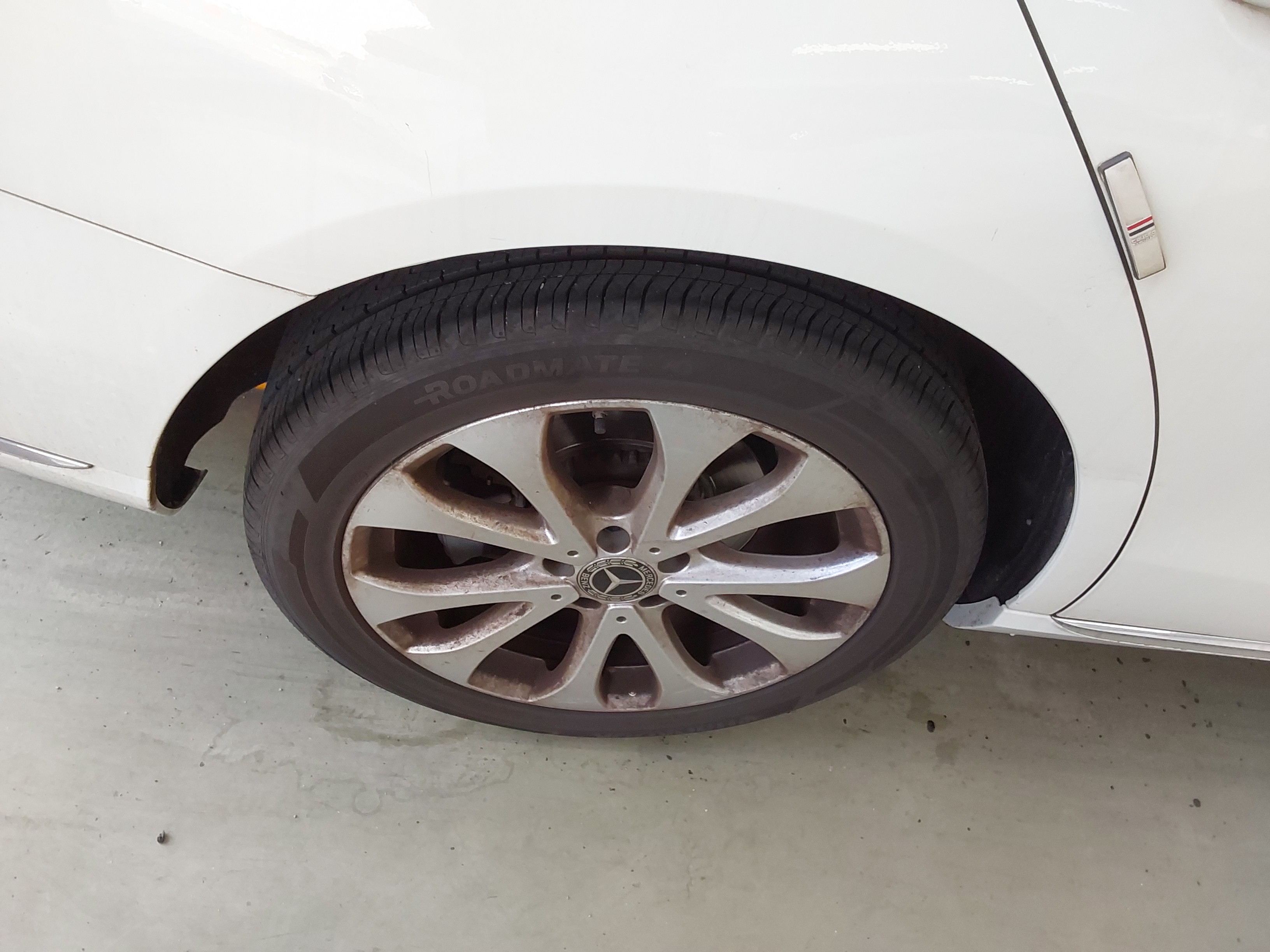 مرسيدس E-CLASS