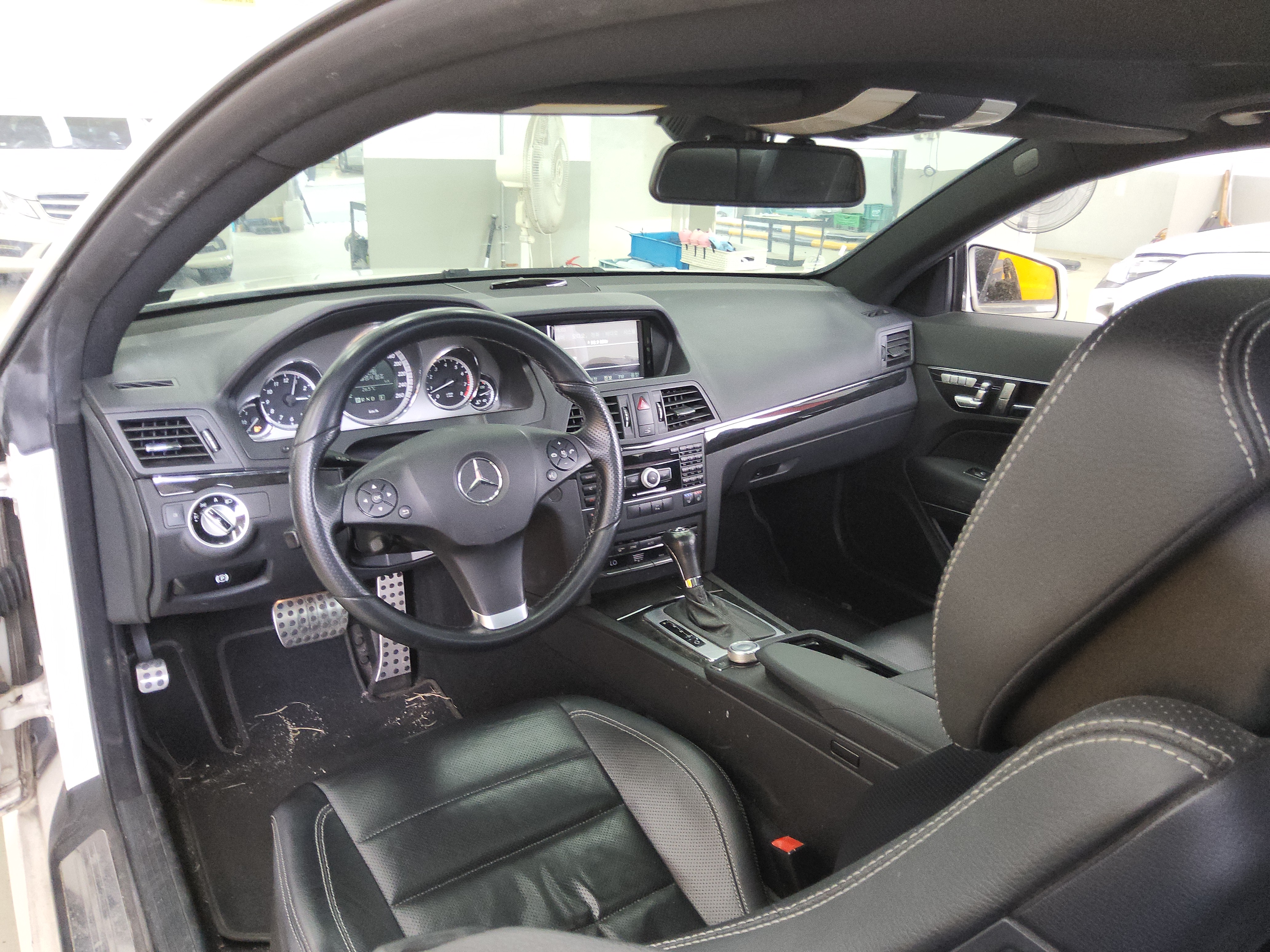 مرسيدس E-CLASS