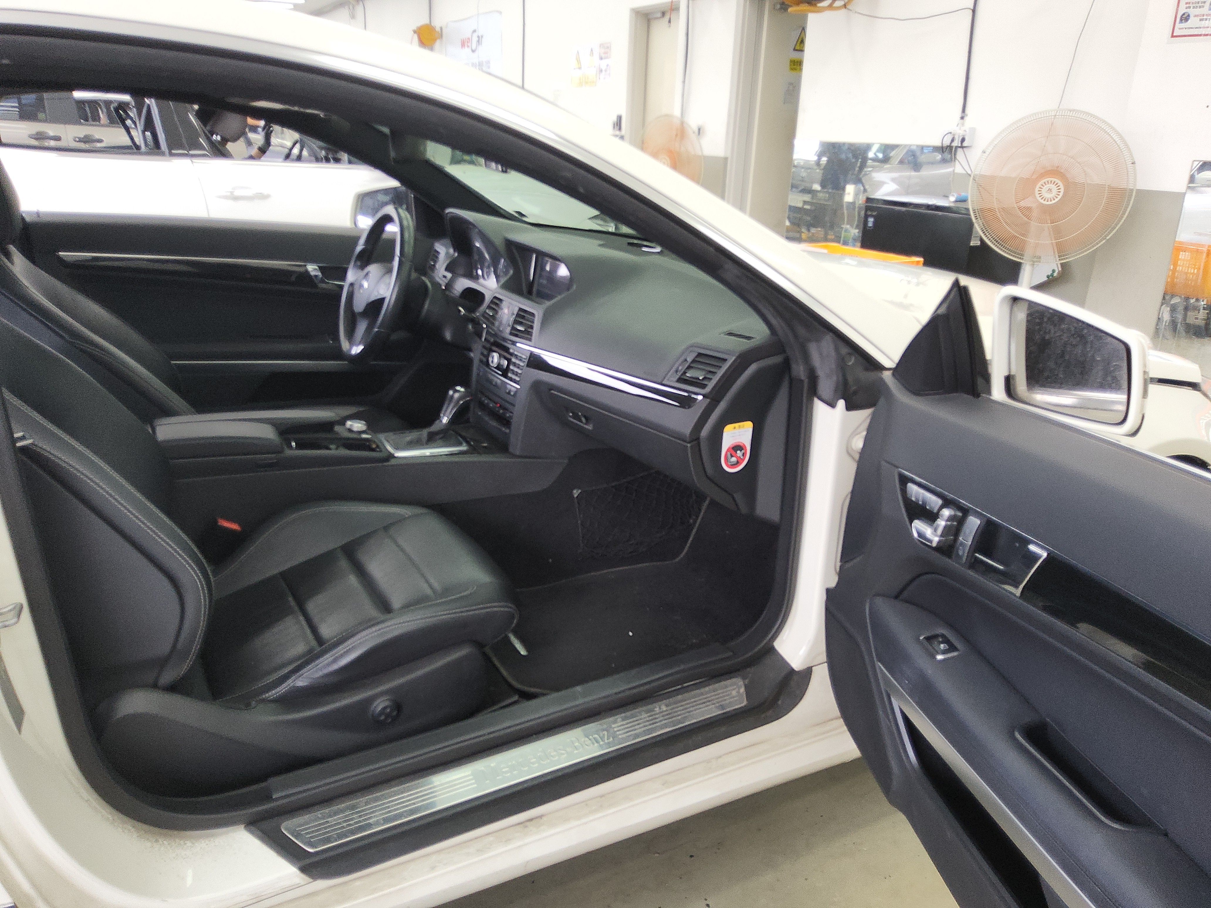 مرسيدس E-CLASS