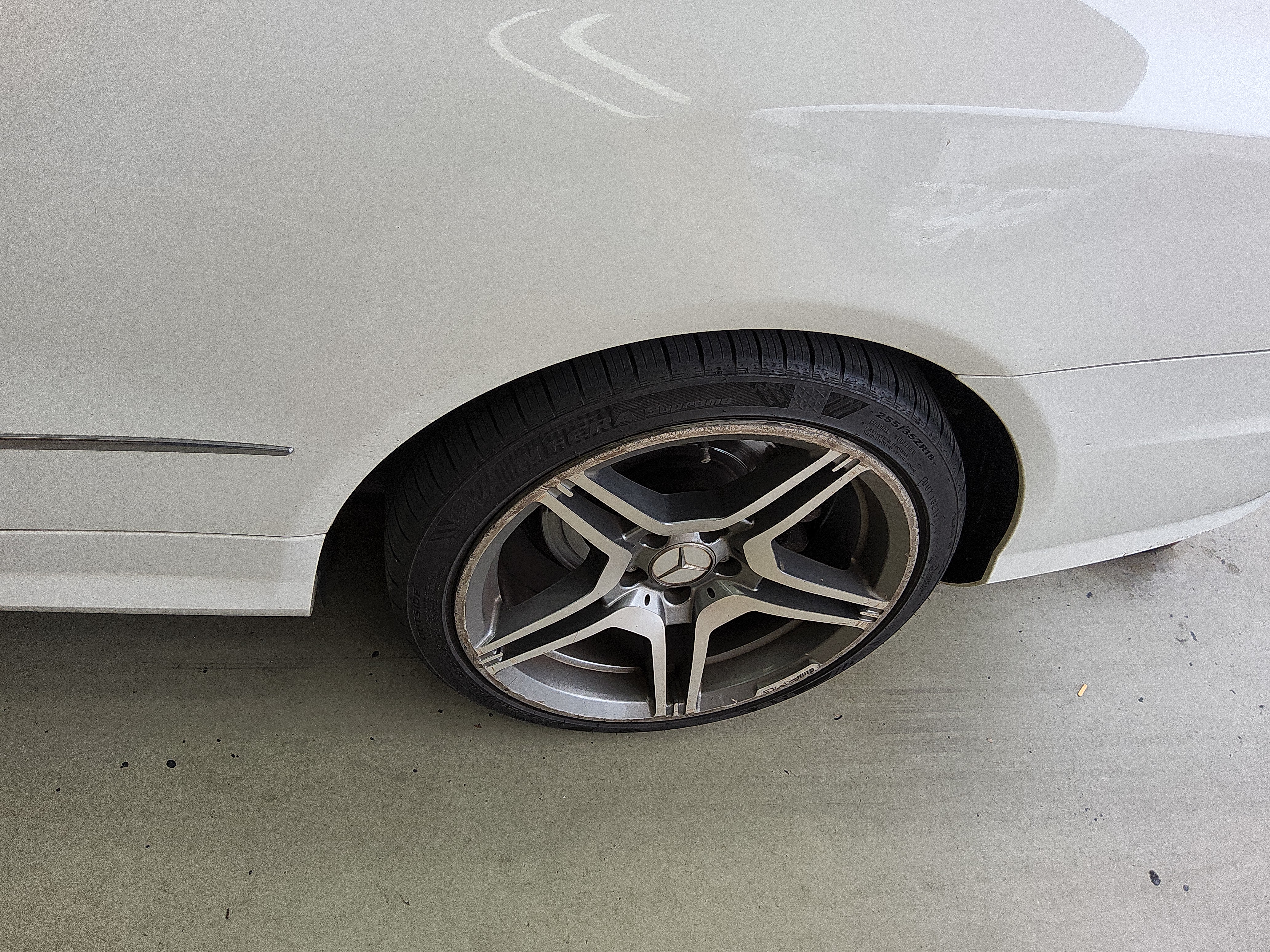 مرسيدس E-CLASS