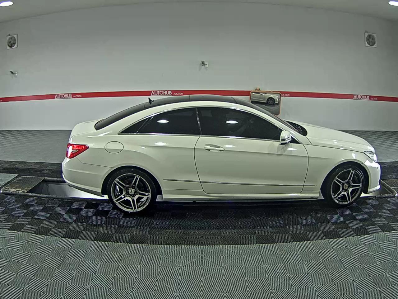 مرسيدس E-CLASS