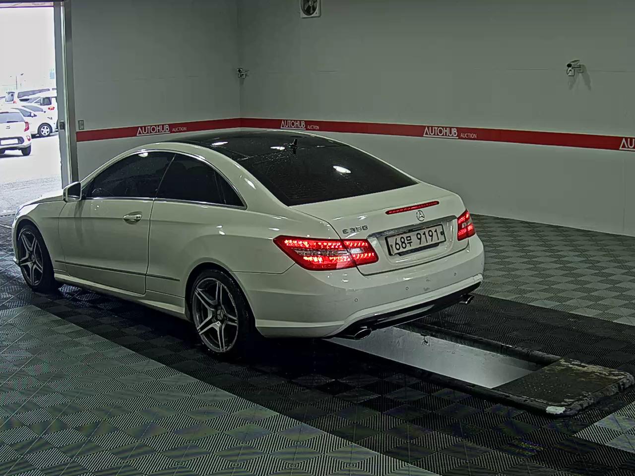 مرسيدس E-CLASS