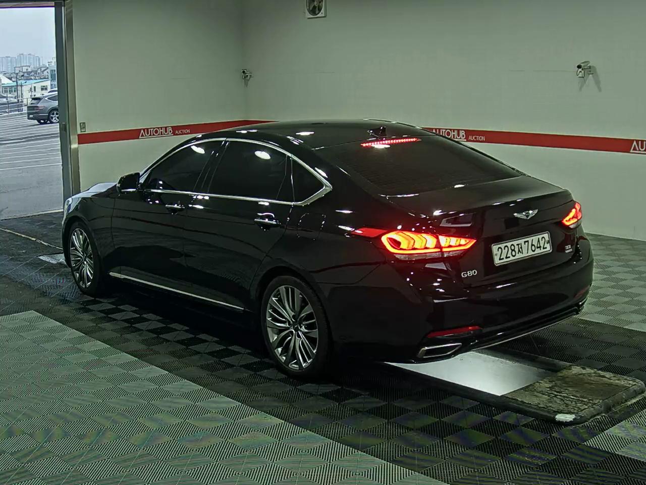 جينسس G80