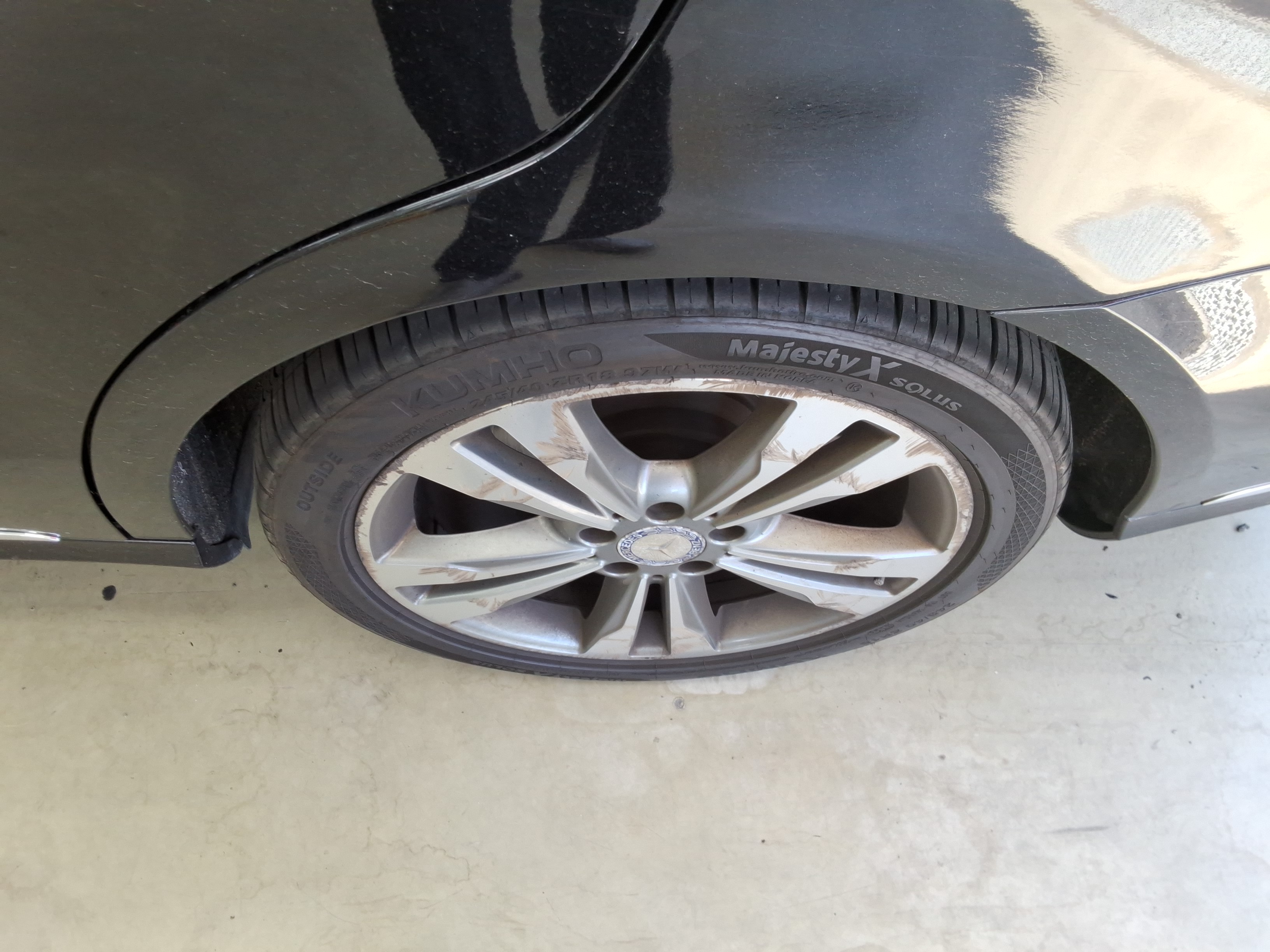 مرسيدس E-CLASS
