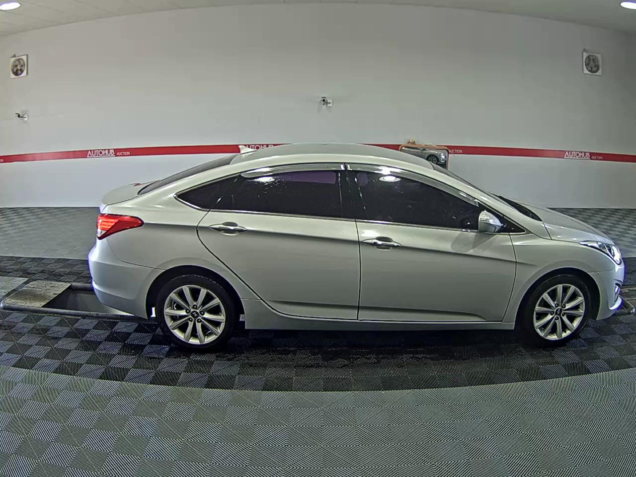 هيونداي i40