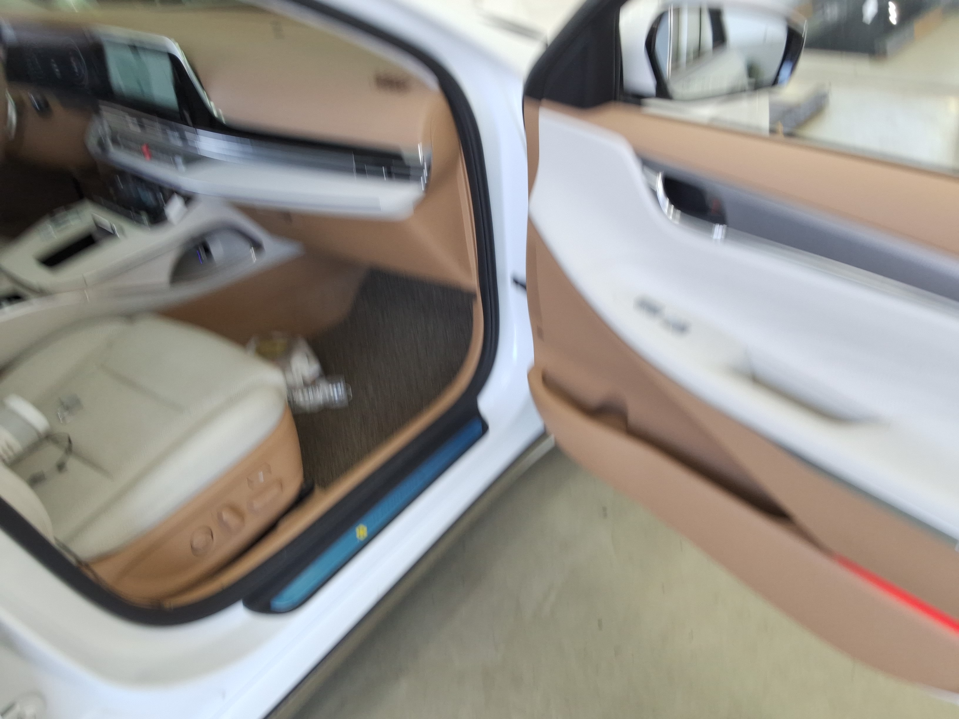 هيونداي - أزيرا - Image 16