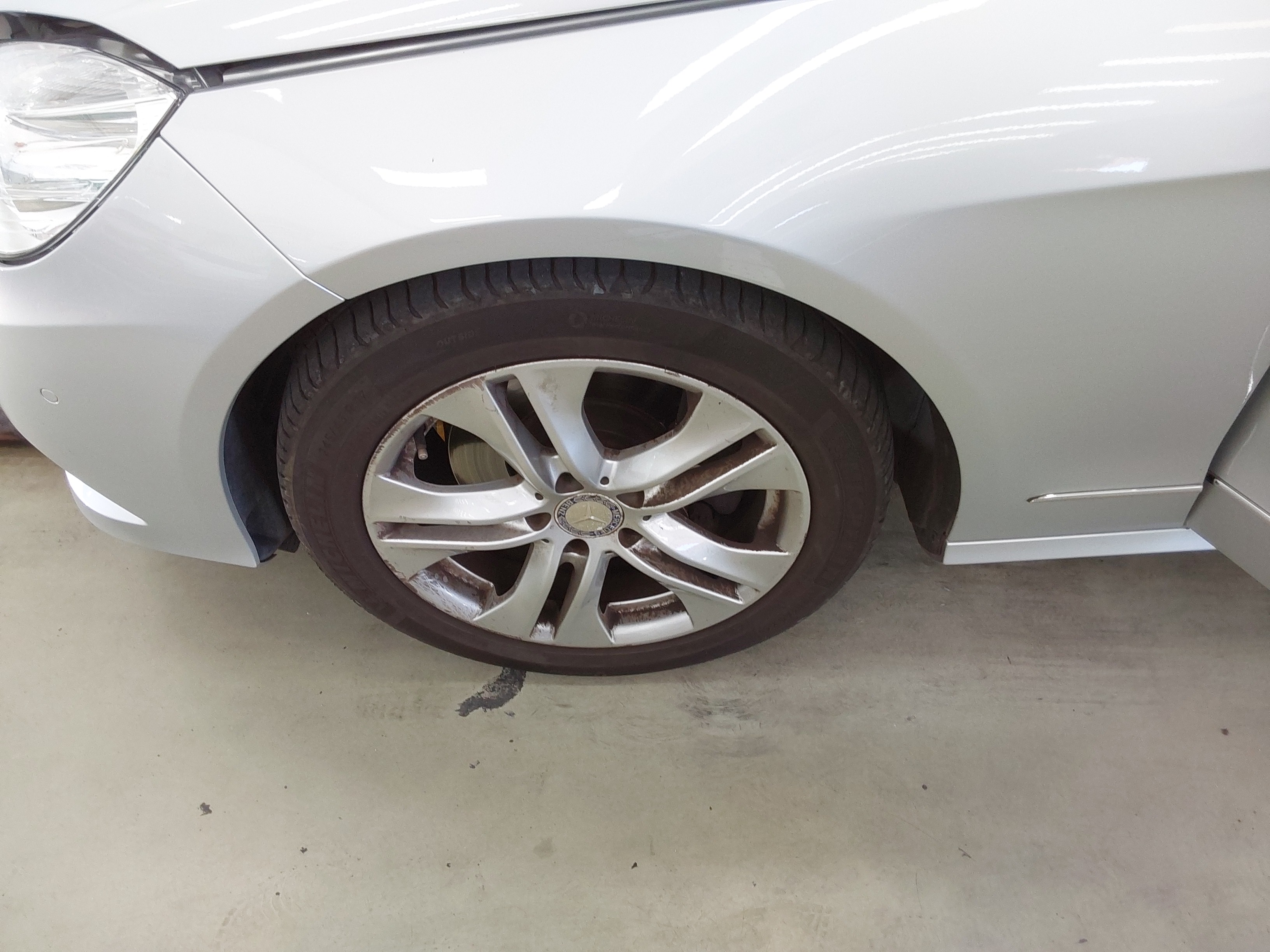 مرسيدس E-CLASS