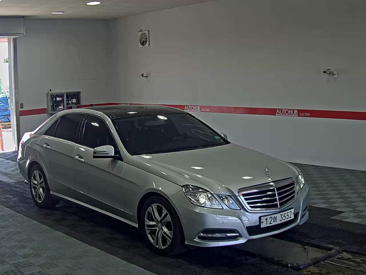 مرسيدس E-CLASS