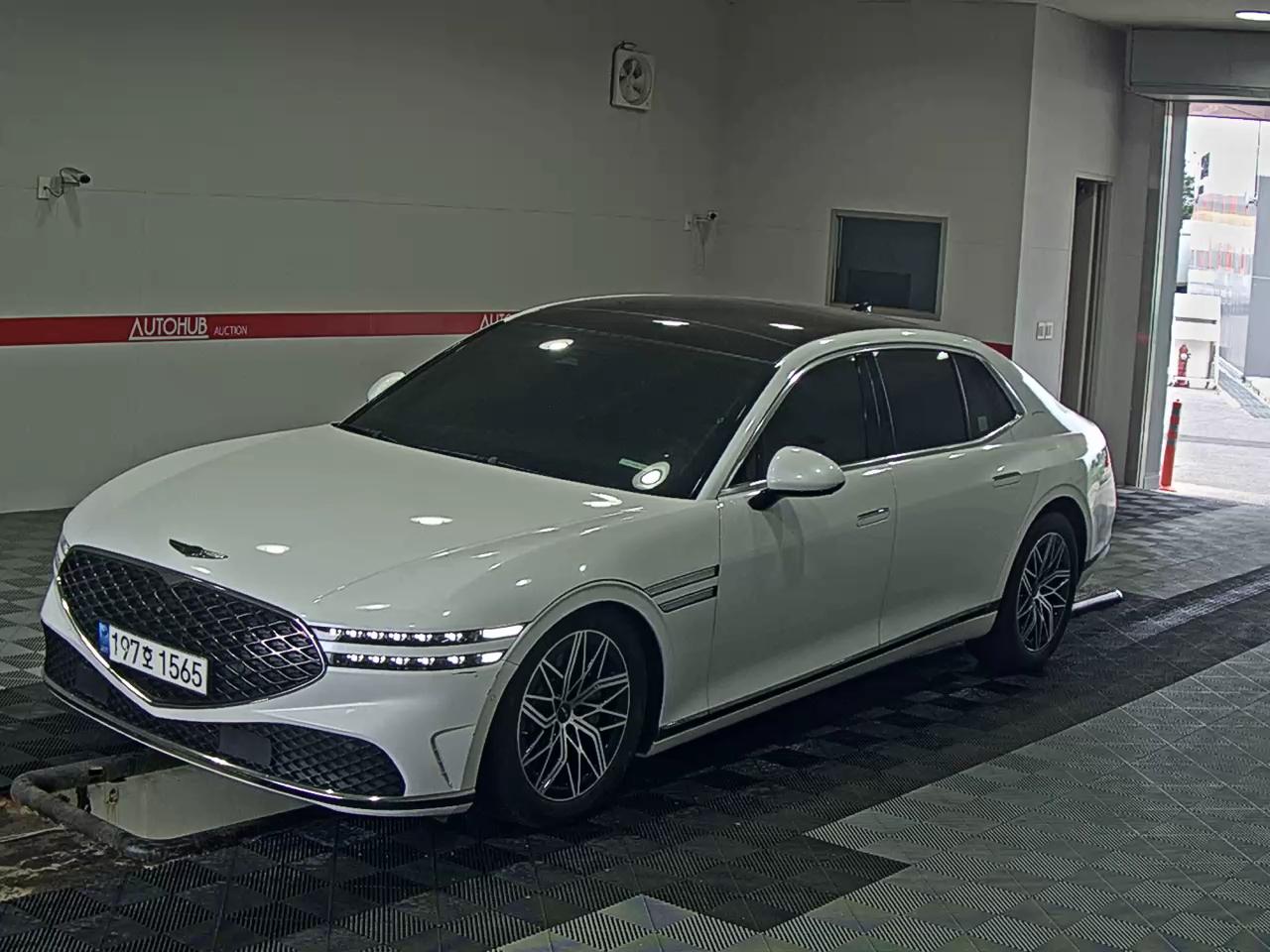 جينسس - G90 (2022)