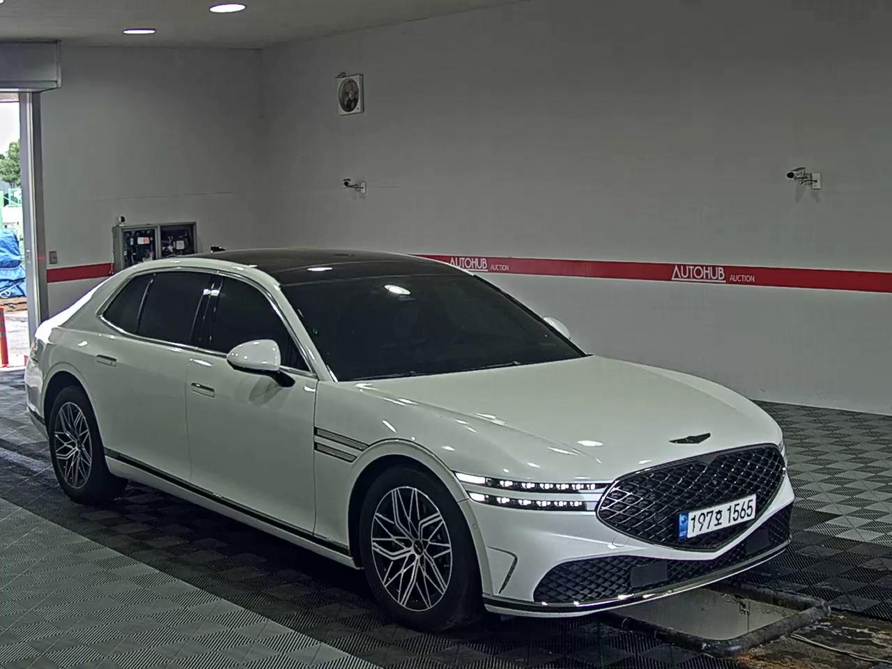 جينسس G90