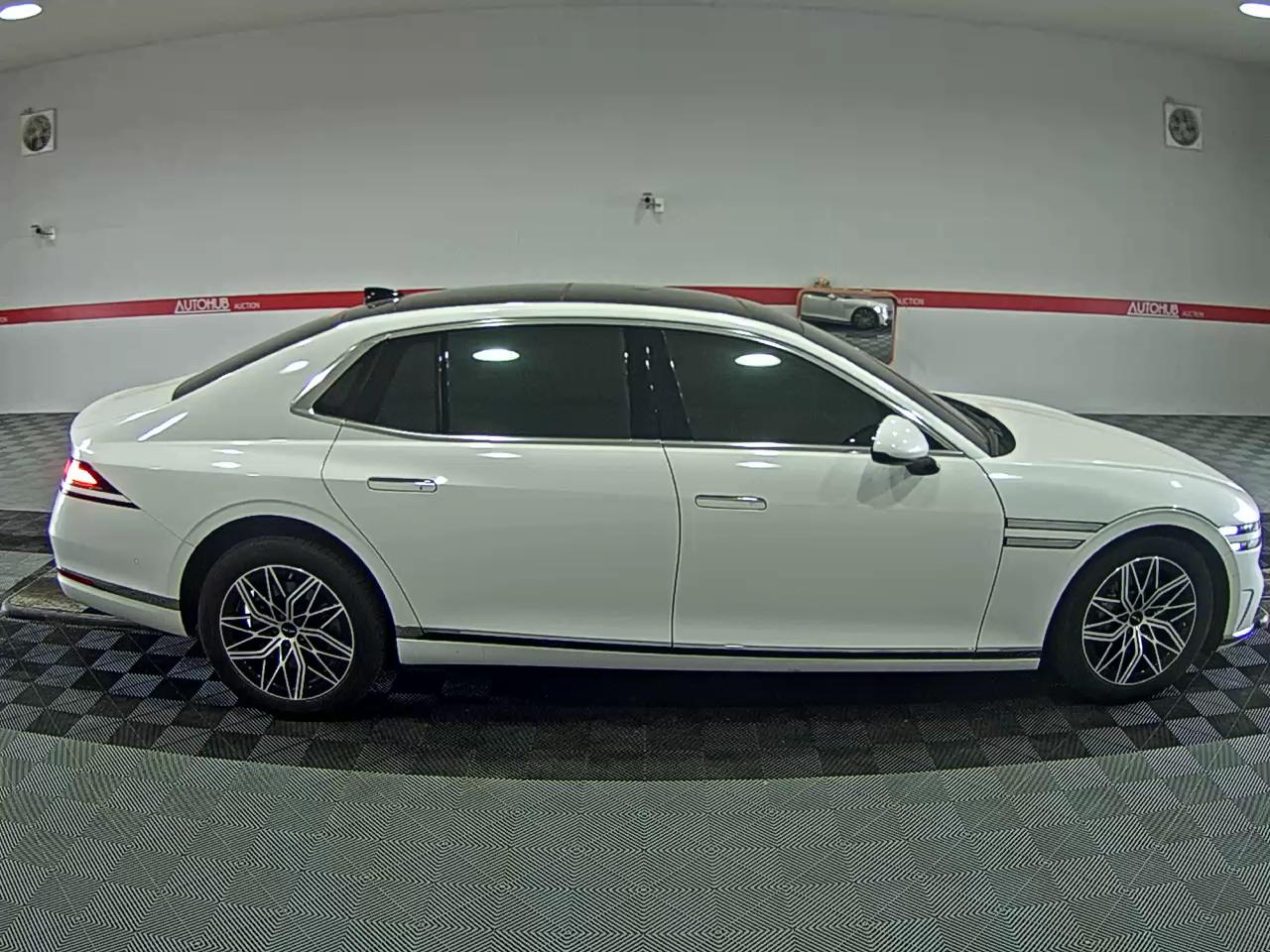 جينسس G90