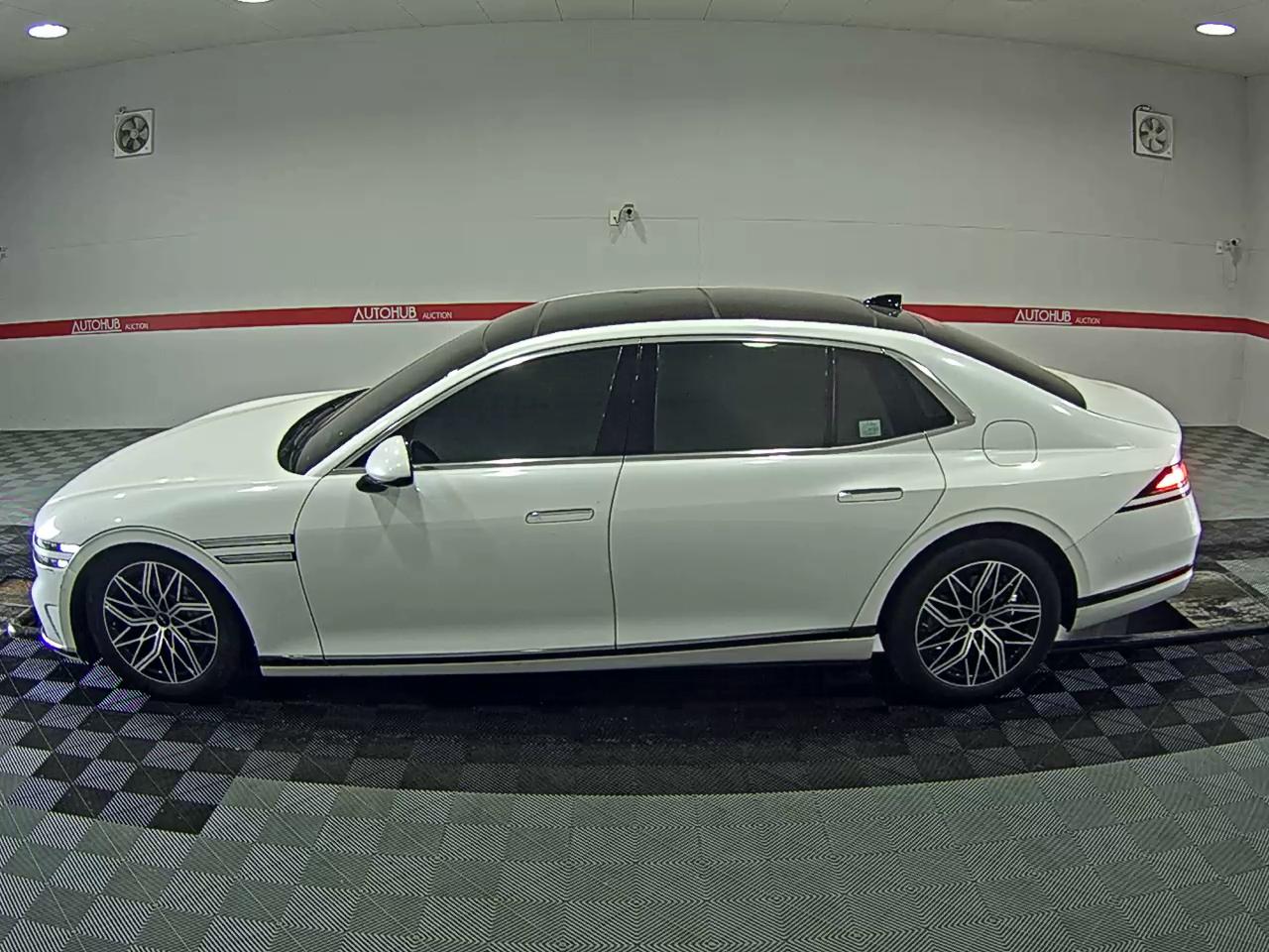 جينسس G90