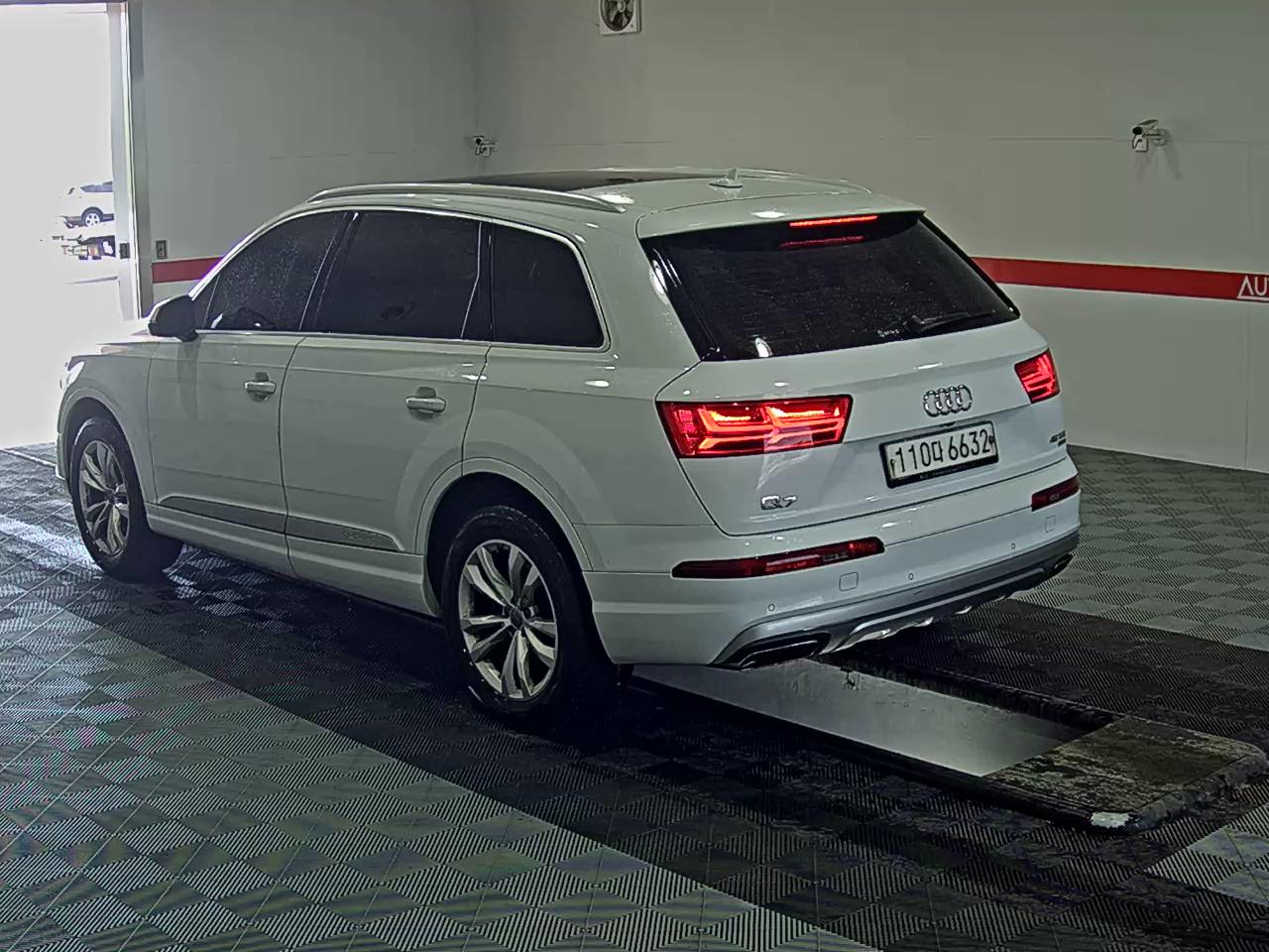 أودي Q7