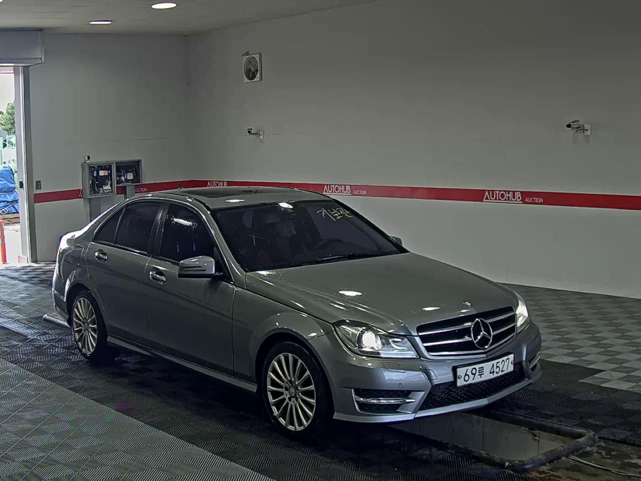مرسيدس C-CLASS