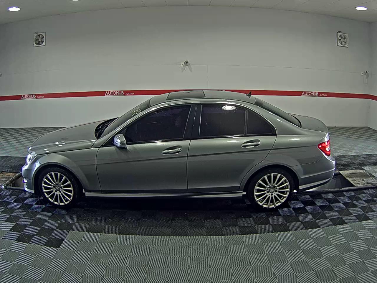 مرسيدس C-CLASS