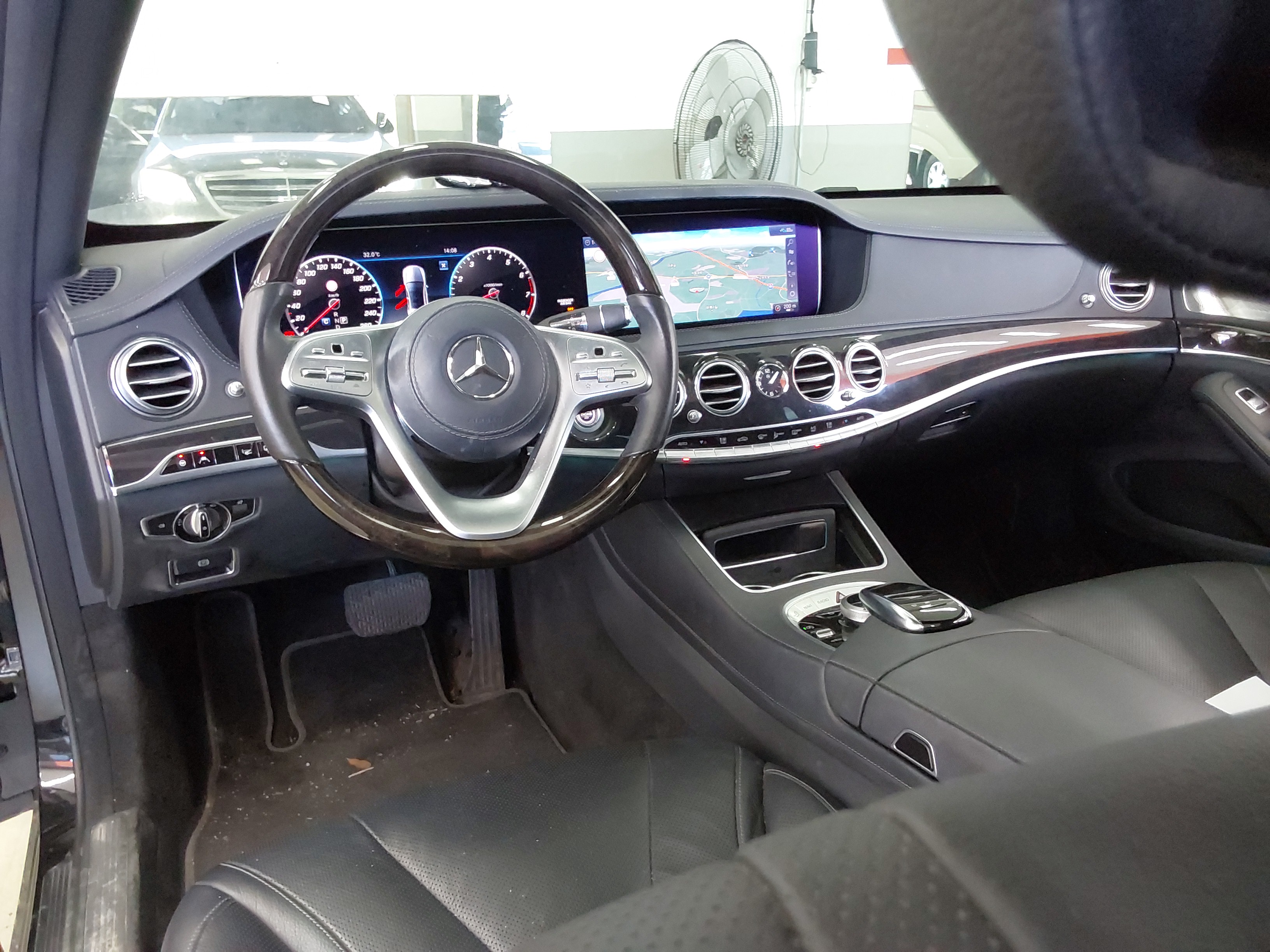 مرسيدس S-CLASS
