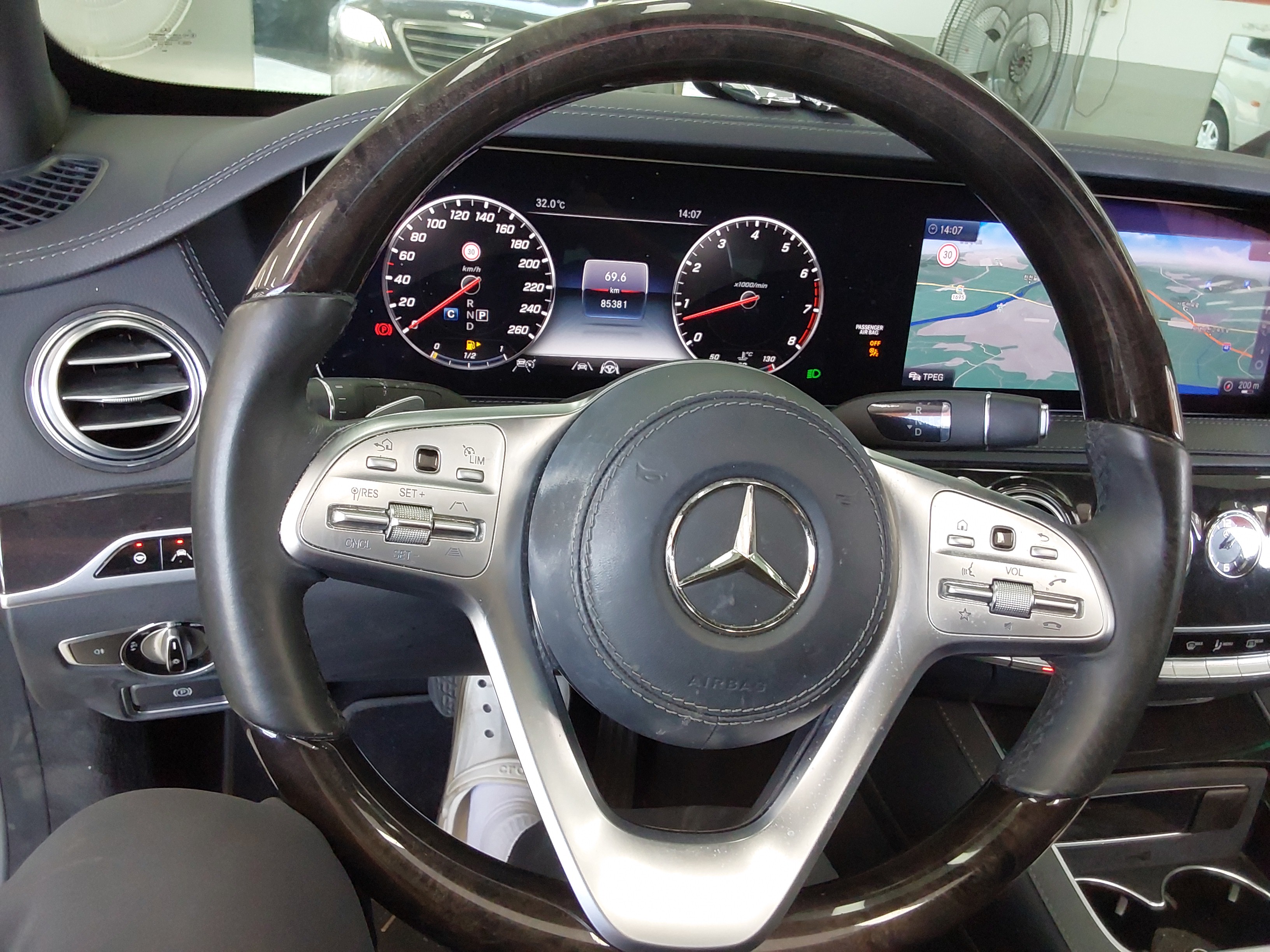 مرسيدس S-CLASS