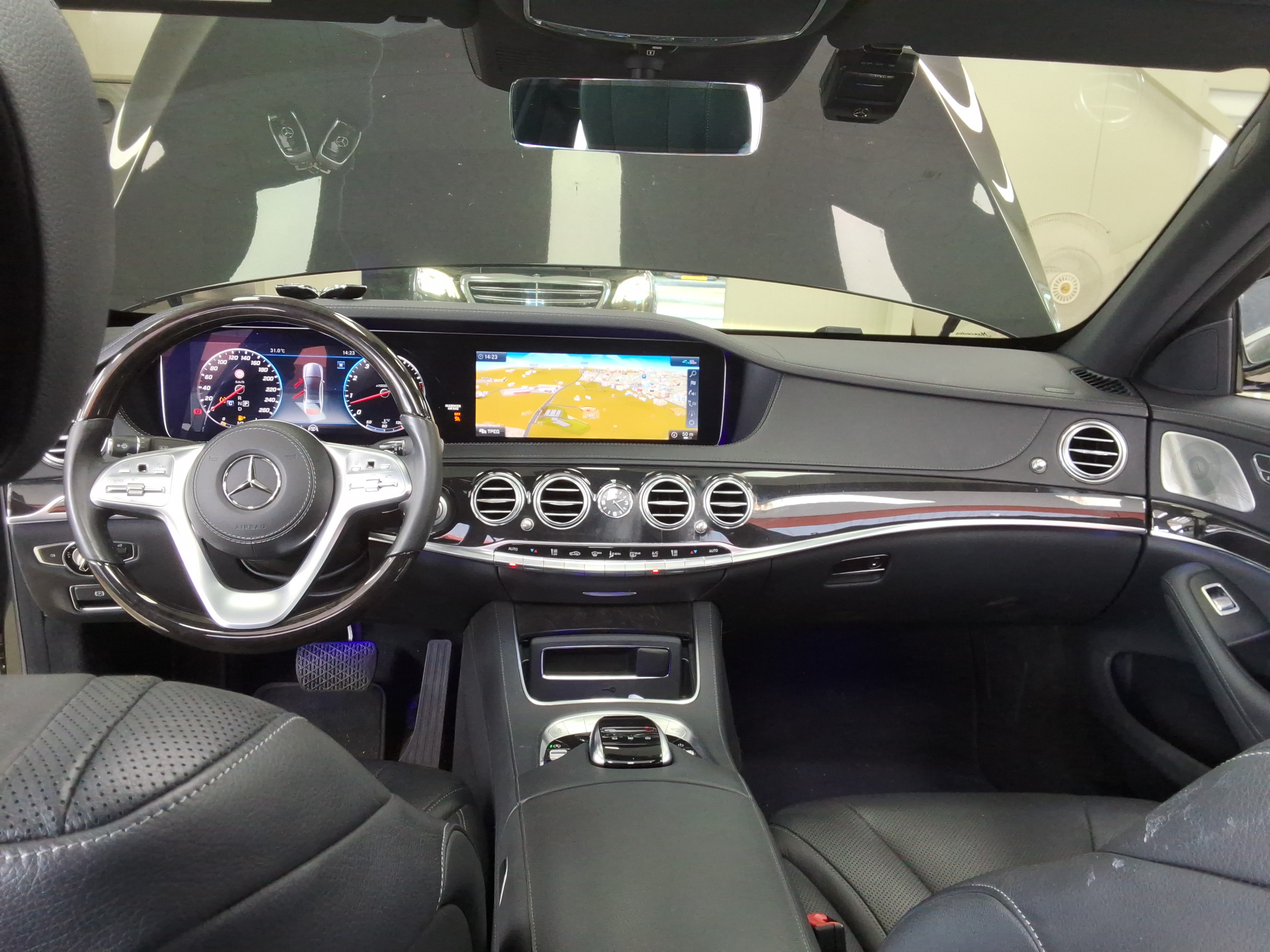 مرسيدس S-CLASS