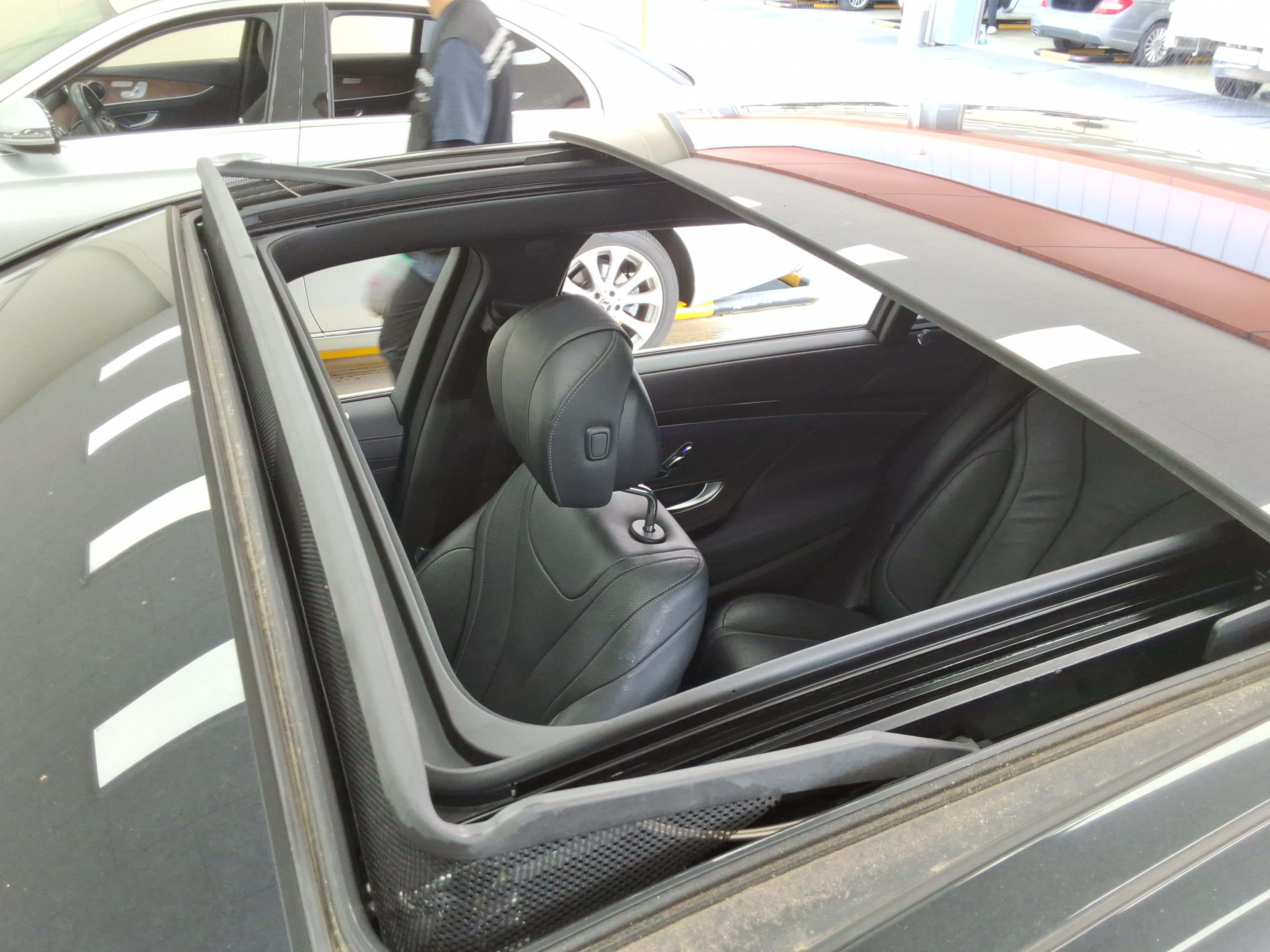 مرسيدس S-CLASS
