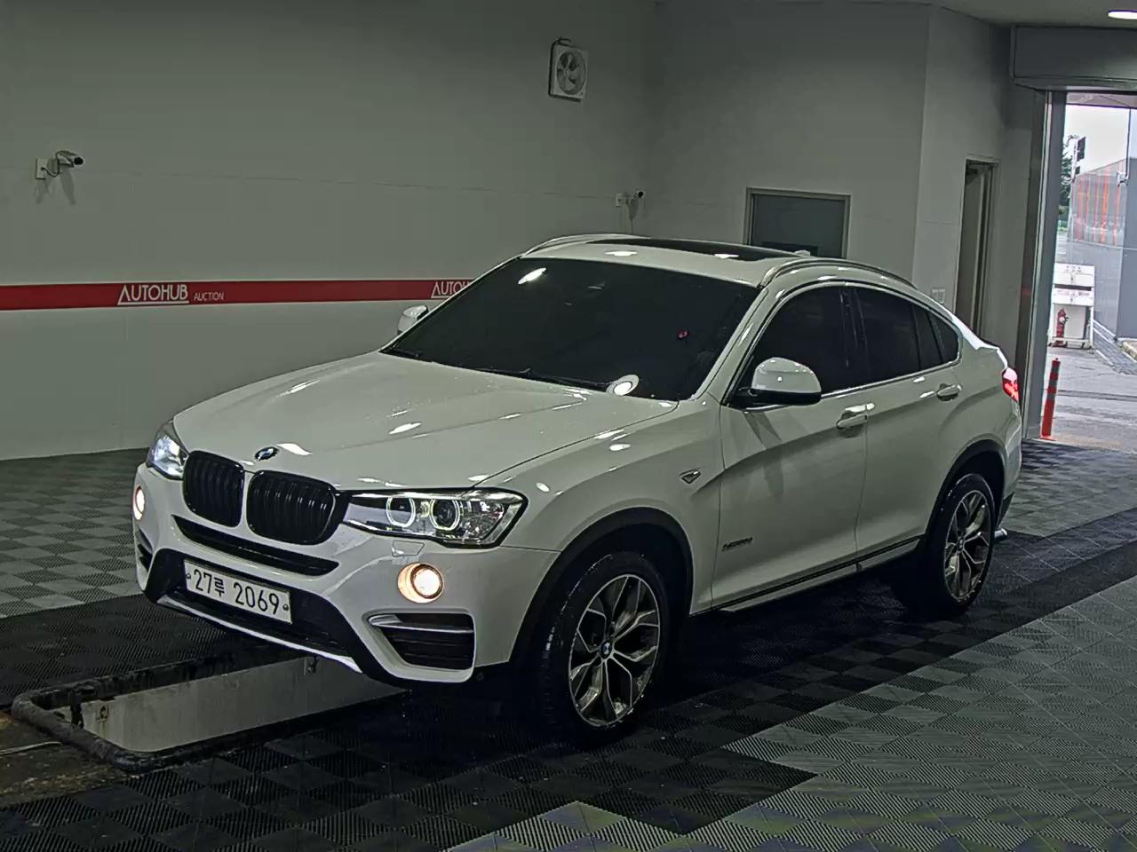 بي إم دبليو - X4 (2017)