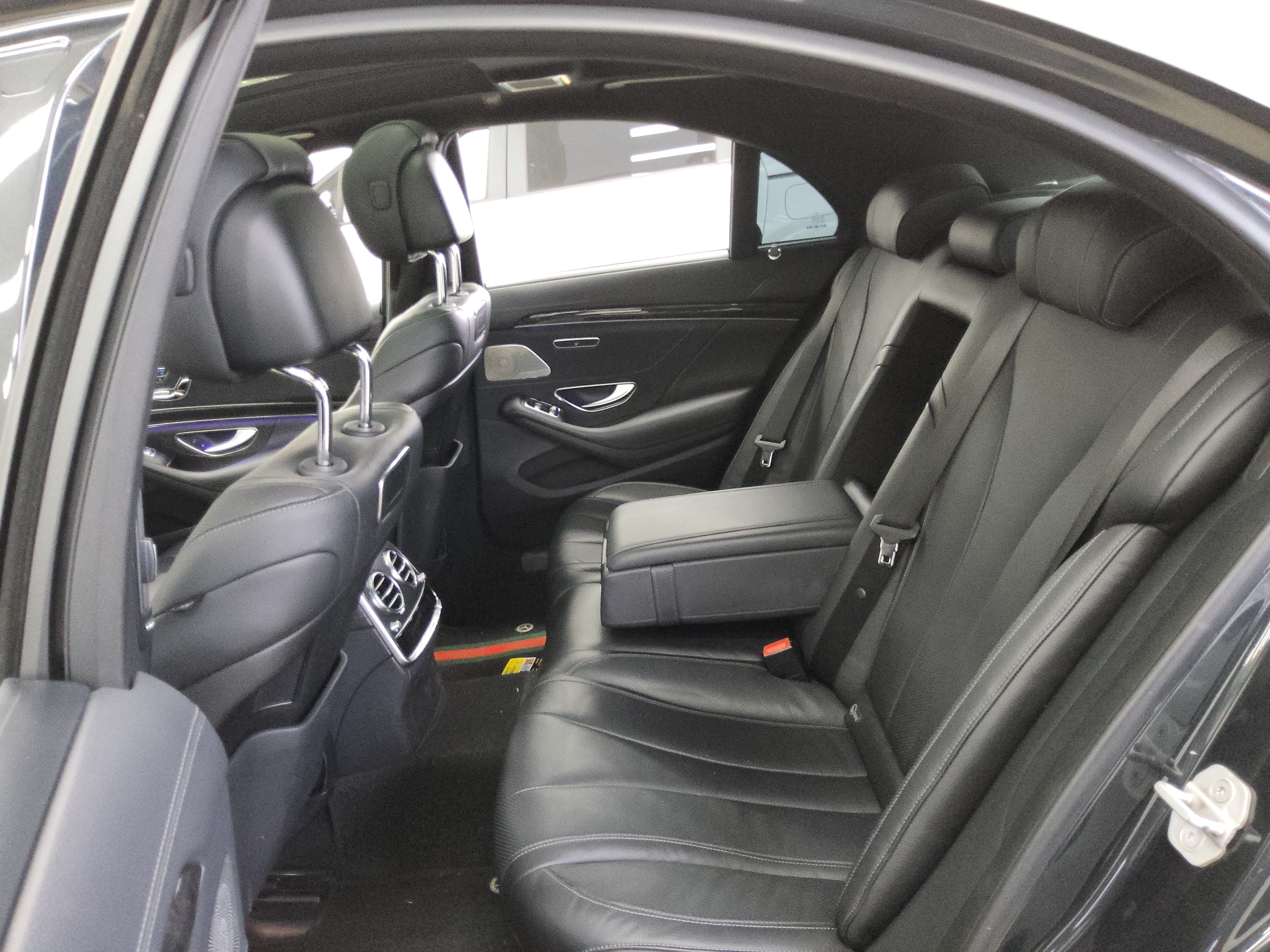 مرسيدس S-CLASS