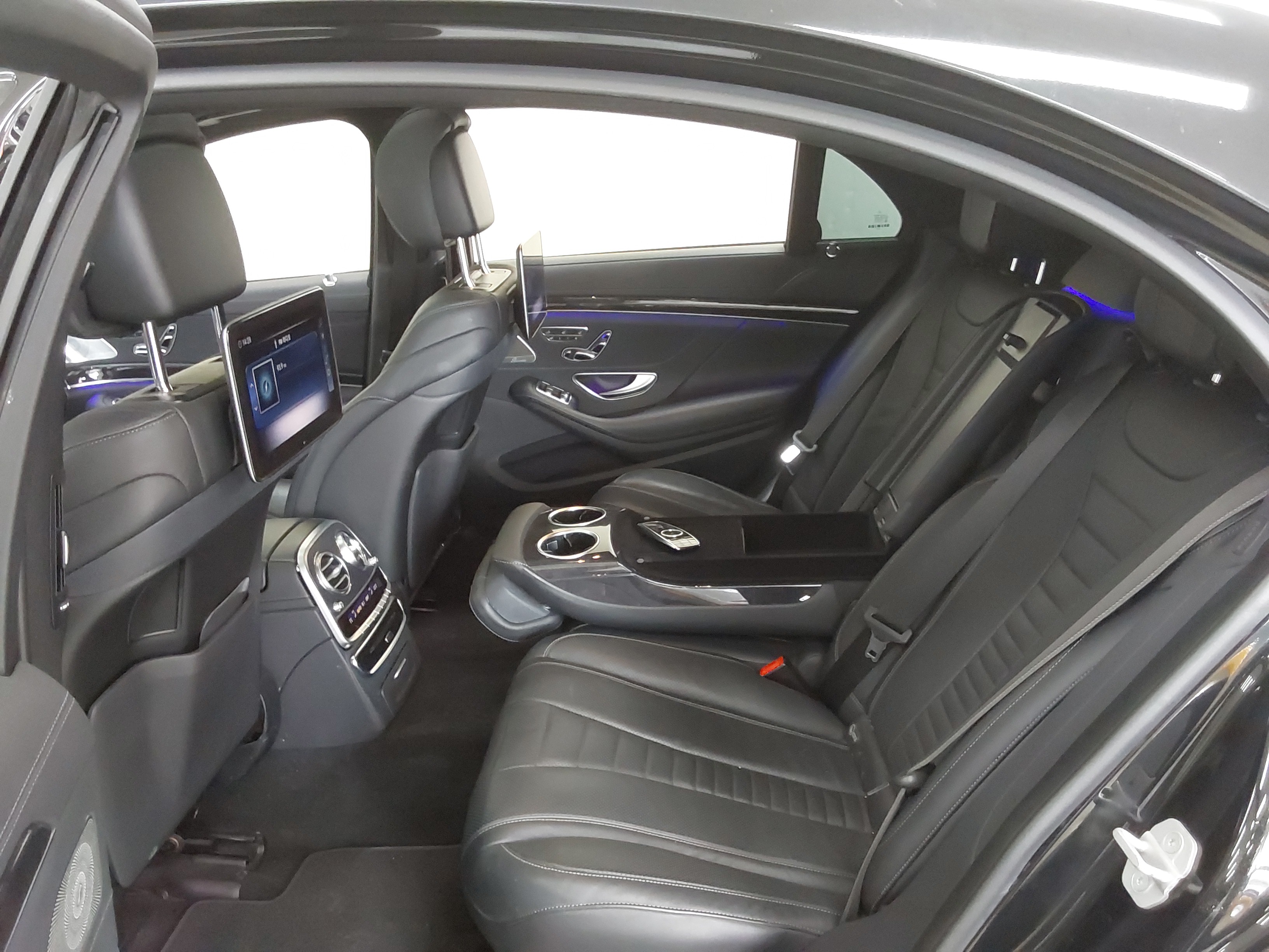 مرسيدس S-CLASS