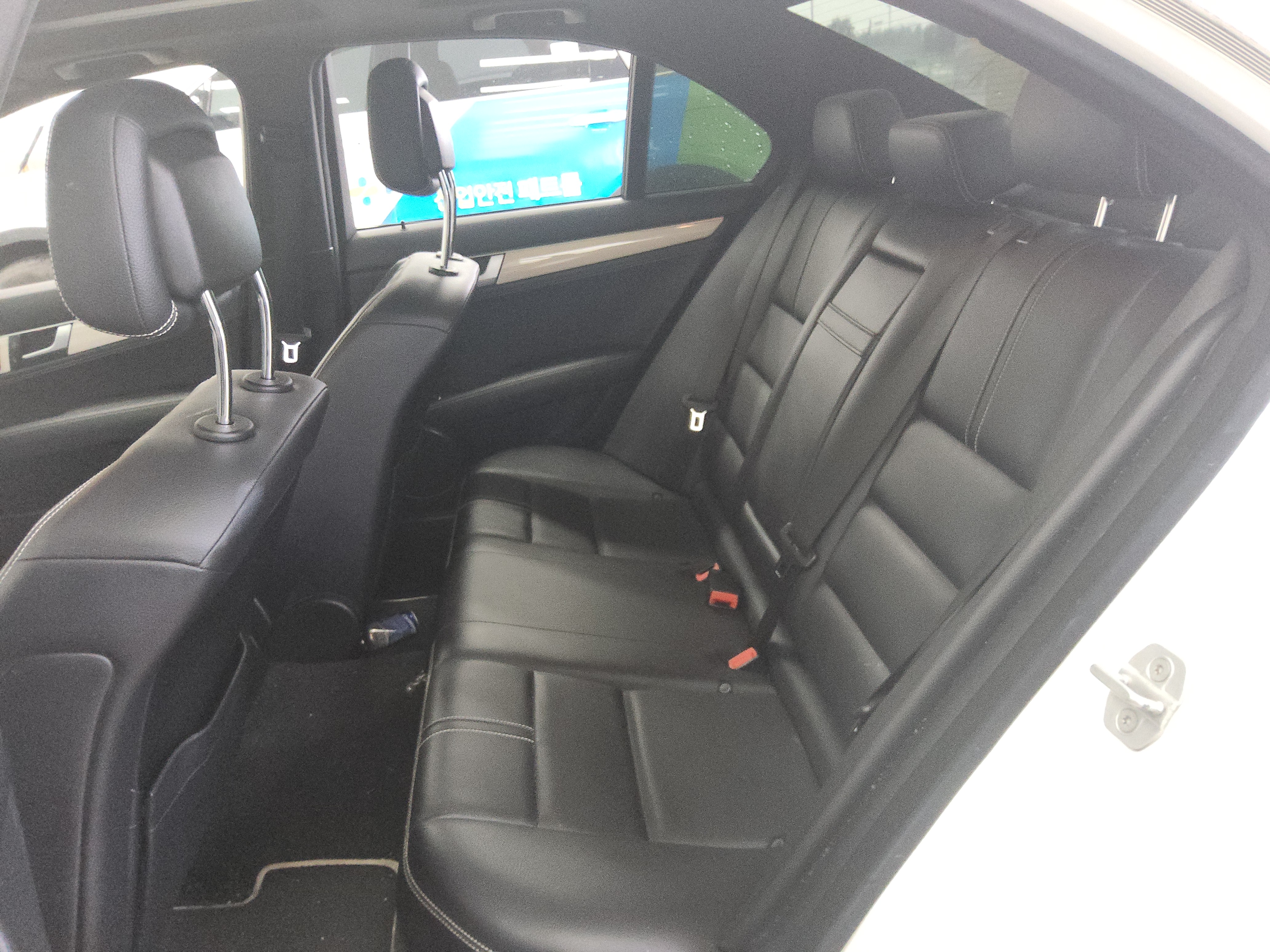 مرسيدس C-CLASS