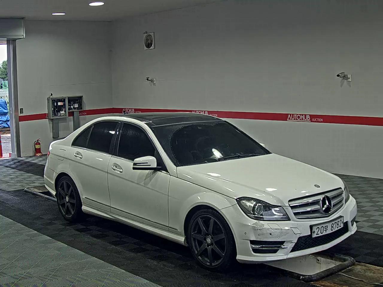 مرسيدس C-CLASS