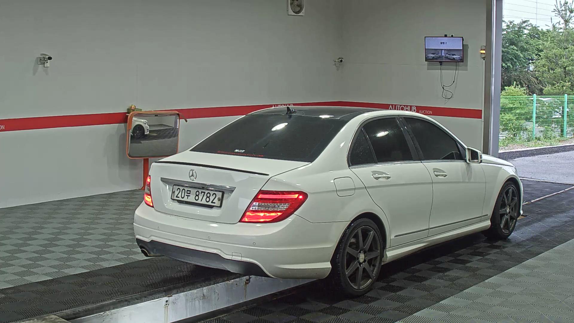 مرسيدس C-CLASS
