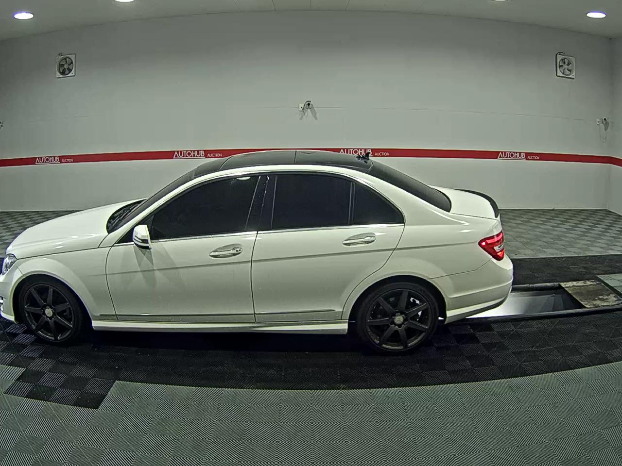 مرسيدس C-CLASS