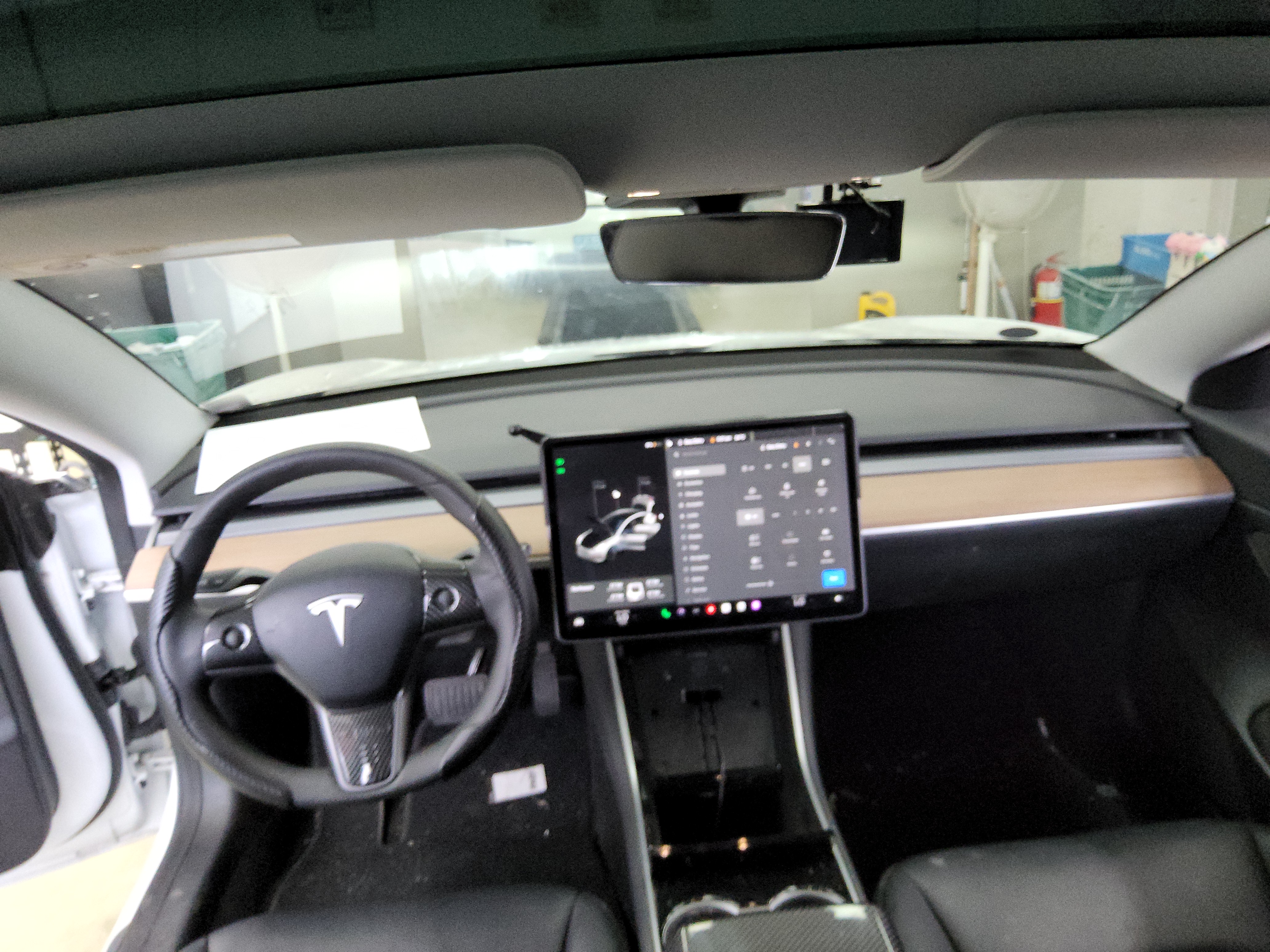 تسلا MODEL 3