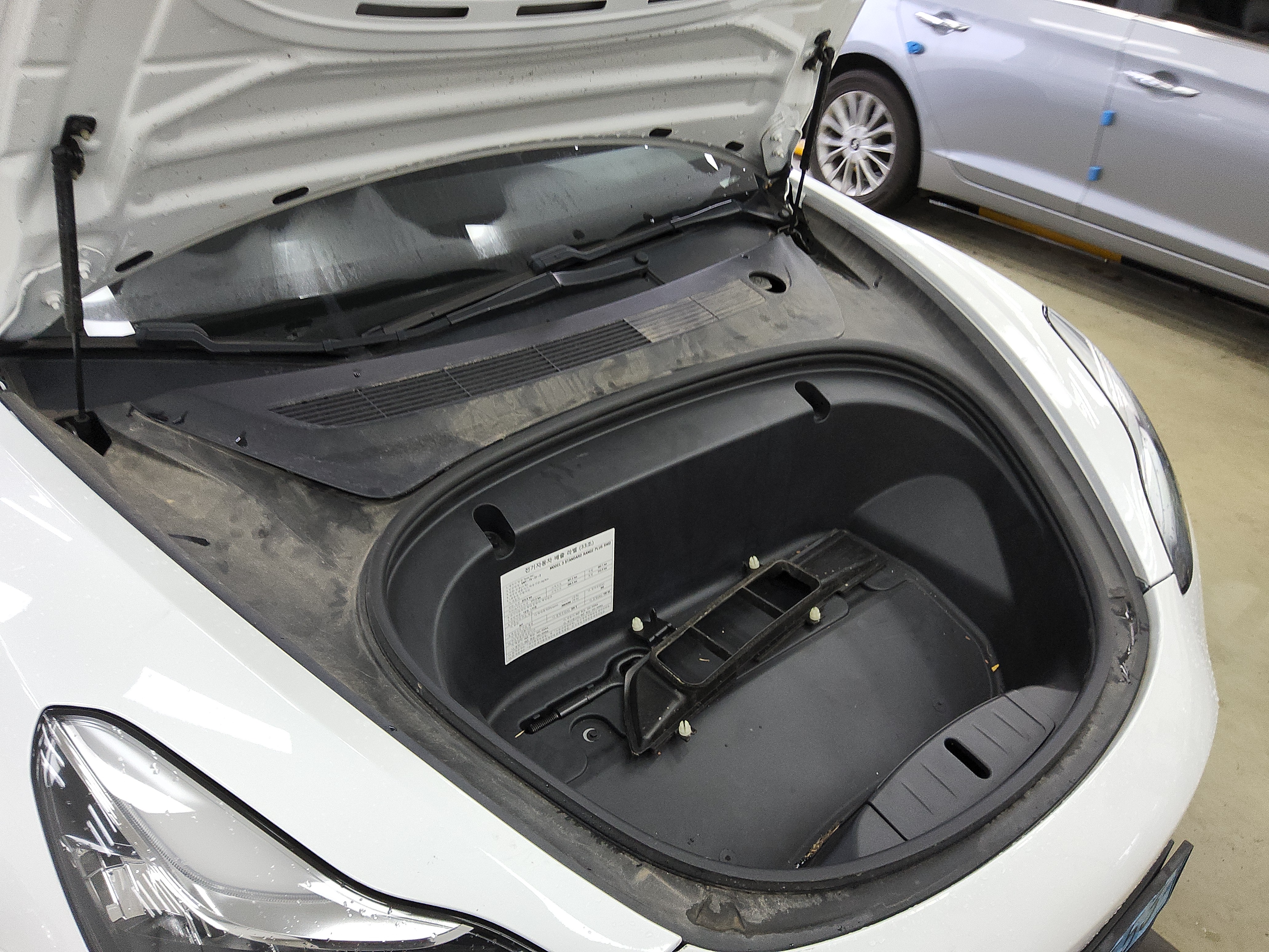 تسلا MODEL 3