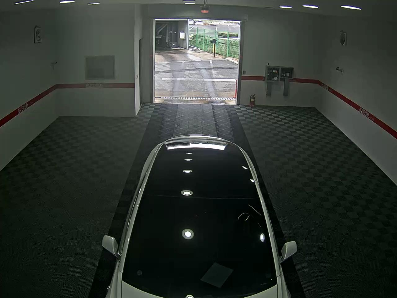تسلا MODEL 3