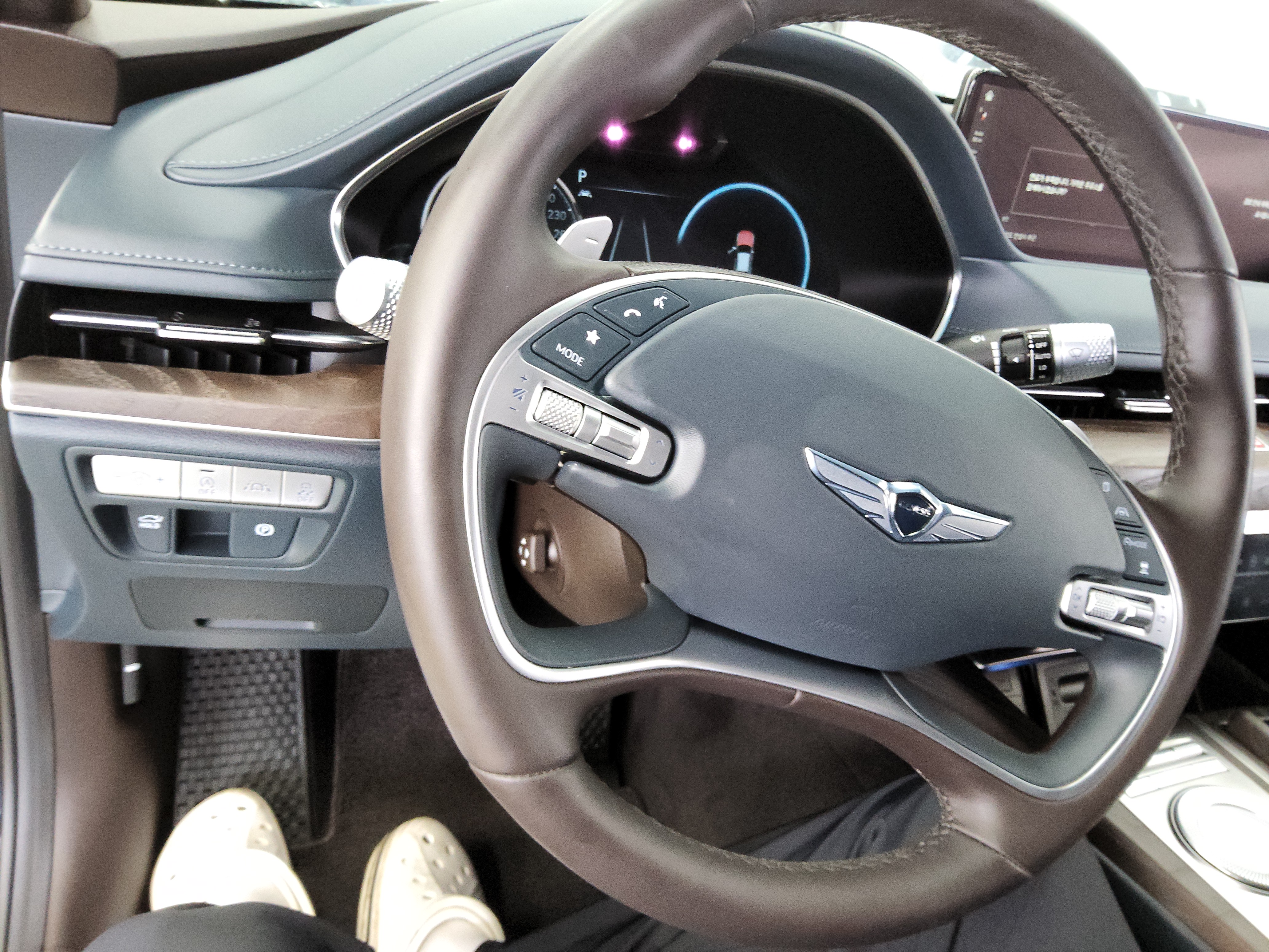 جينسس G80