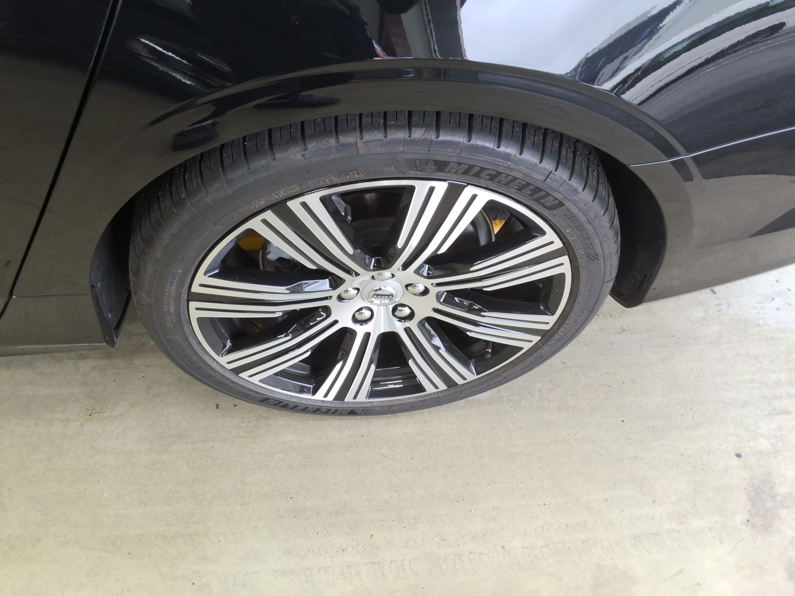 فولفو S90