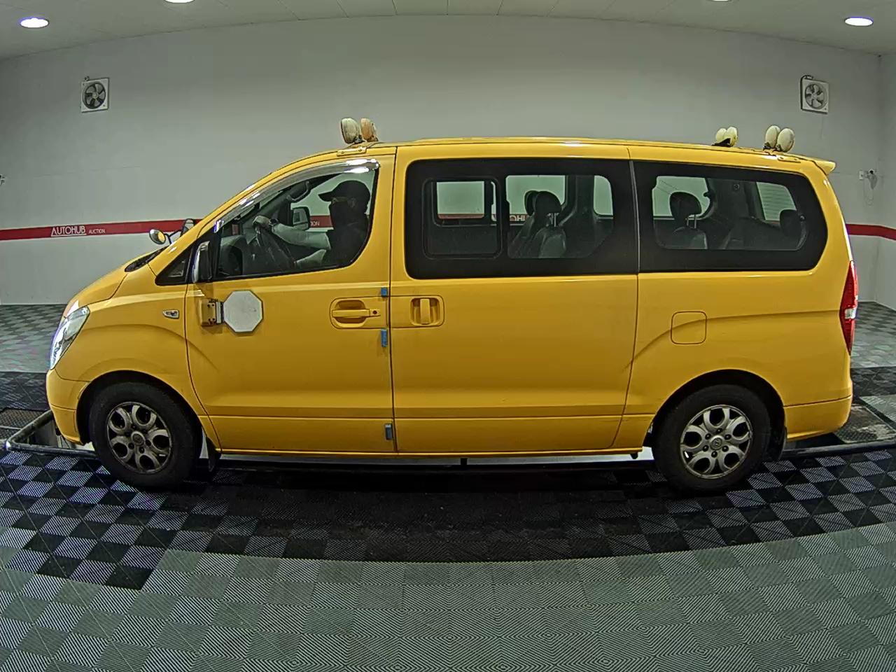 هيونداي H1